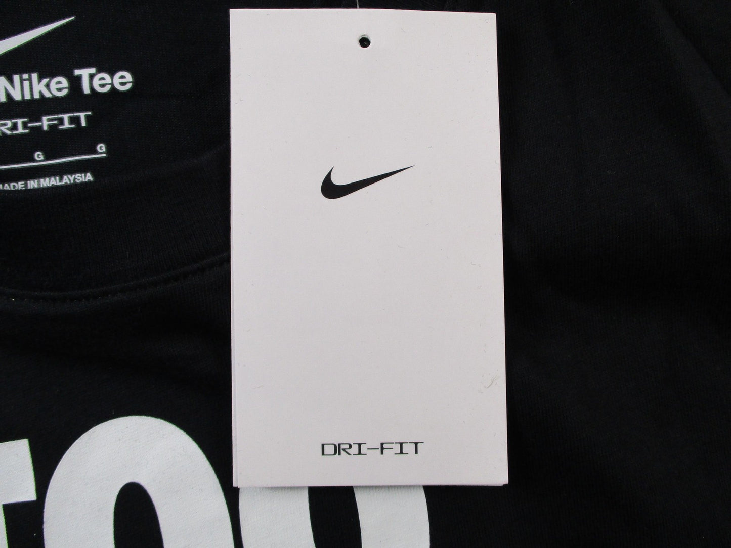 Nike DriFIT Too Much Clutch Mens Large Black Basketball Graphic Tee 152315247