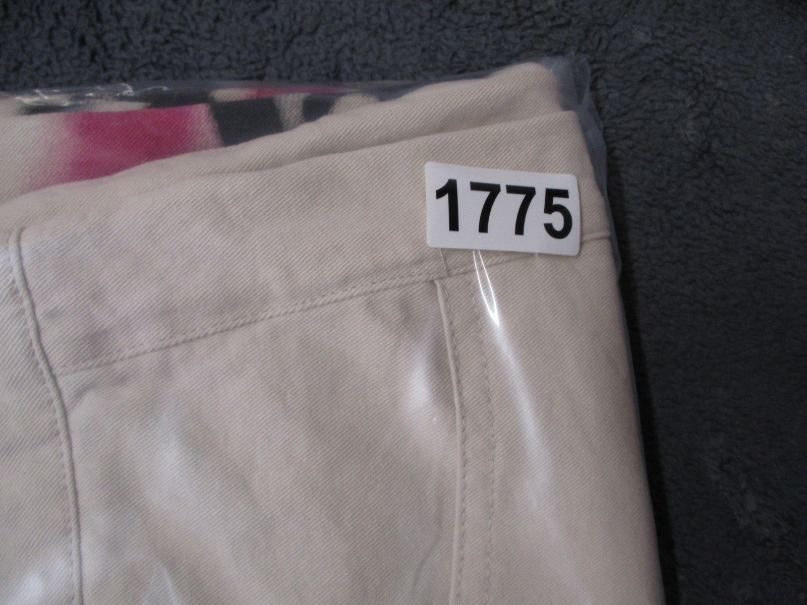 Hard Goods Sample Shorts Men Medium Beige Skull Crossbones Graffiti Chino Canvas15
