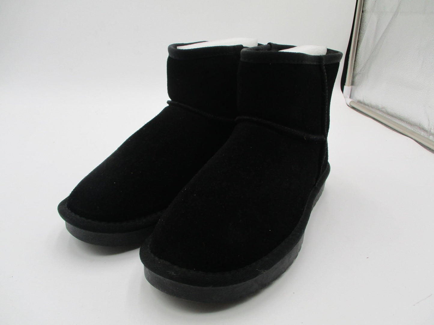 Cushionaire Womens Size 8.5 Black Faux Suede Shearling Lined Winter Boots0