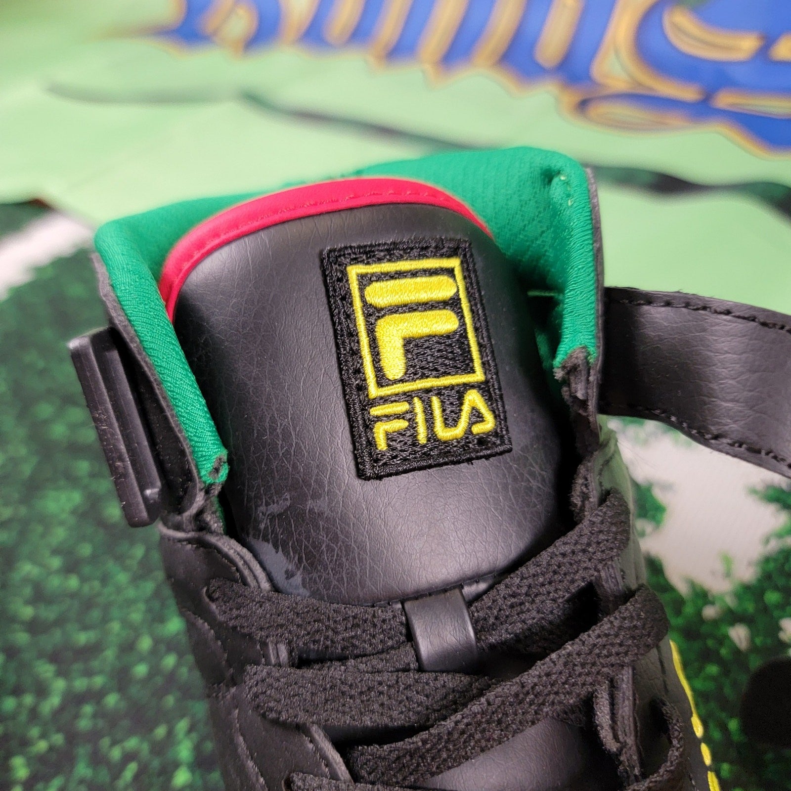 FILA Vulc 13 Black/Green/Yellow/Red Mens Sz 9.5 5