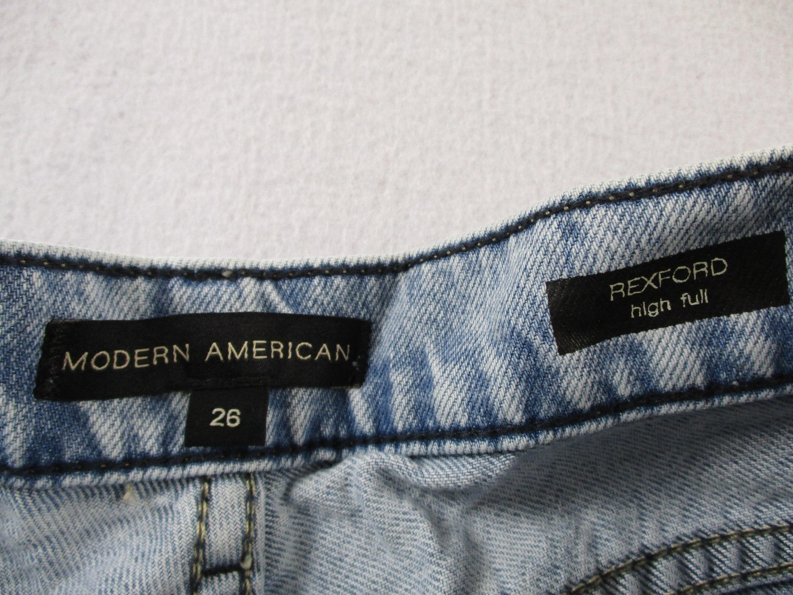 Modern American Rexford Jeans Womens 26 Alaska Blue High Rise Straight USA 14684
