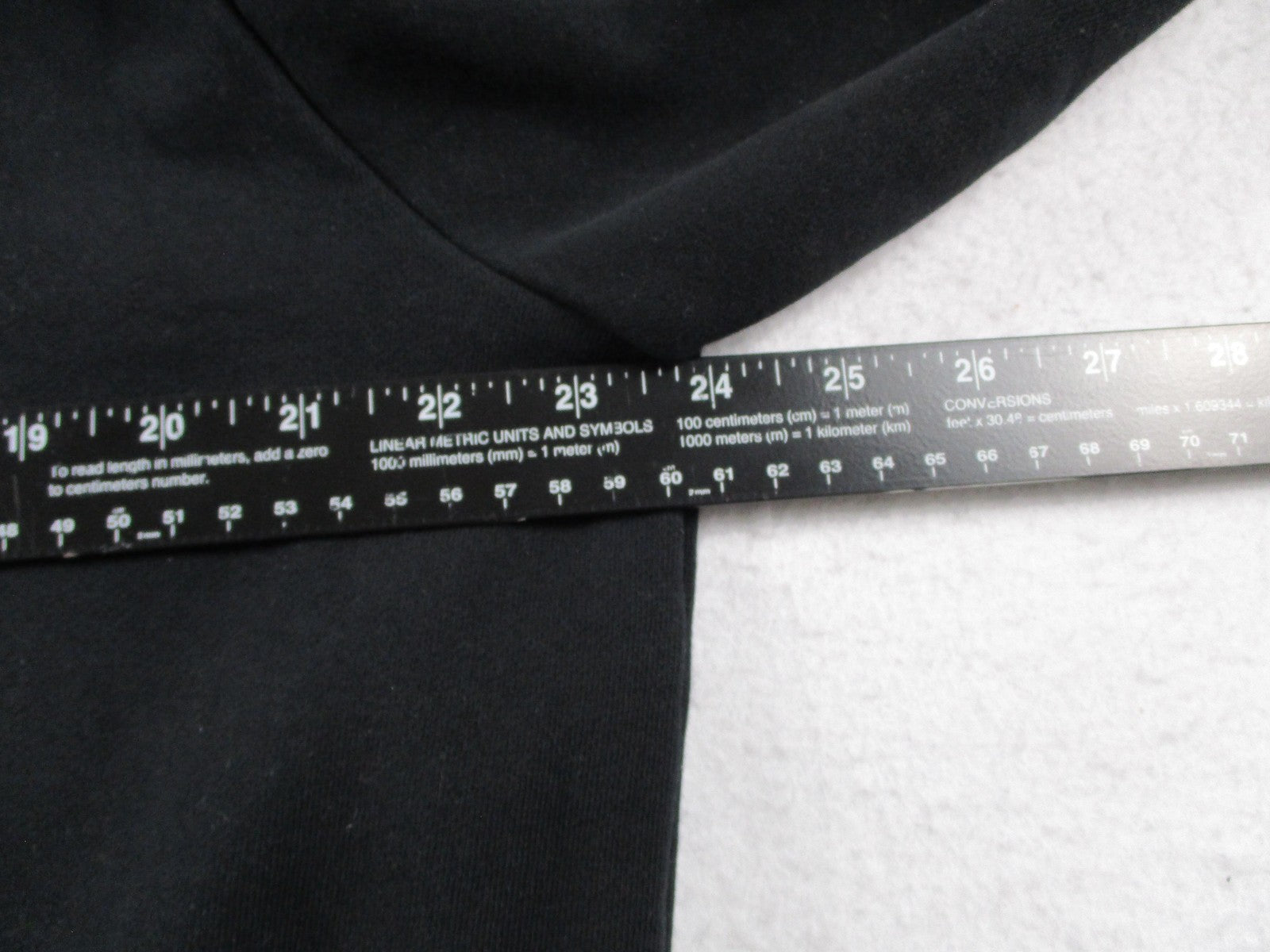 BKYS Hoodie Mens Medium Black Pullover Sweatshirt Heart Rhinestone Graphic 166512