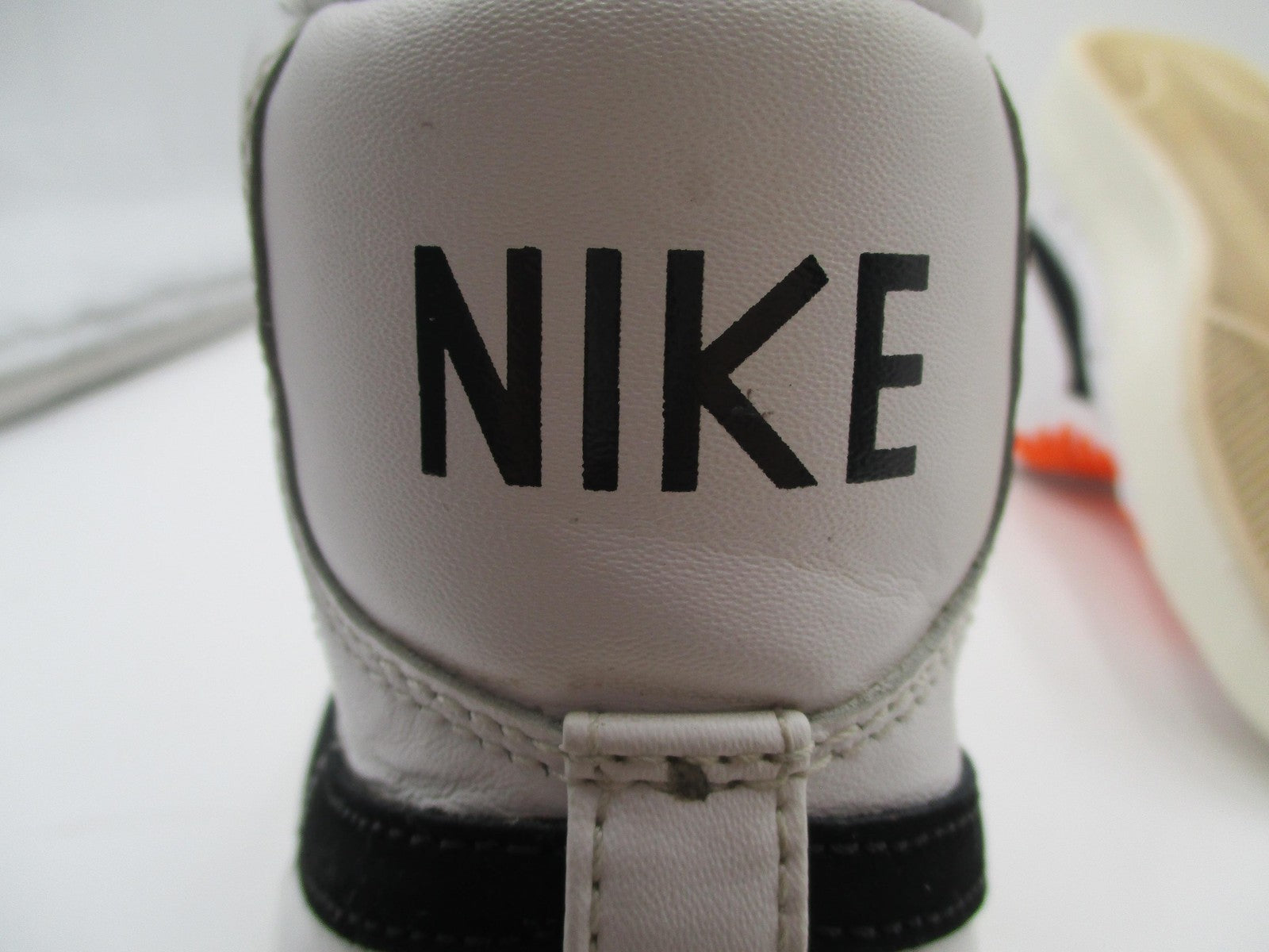 Nike Blazer Mid '77 VNTG Shoes Mens Size 9 White Black Leather BQ6806-10015