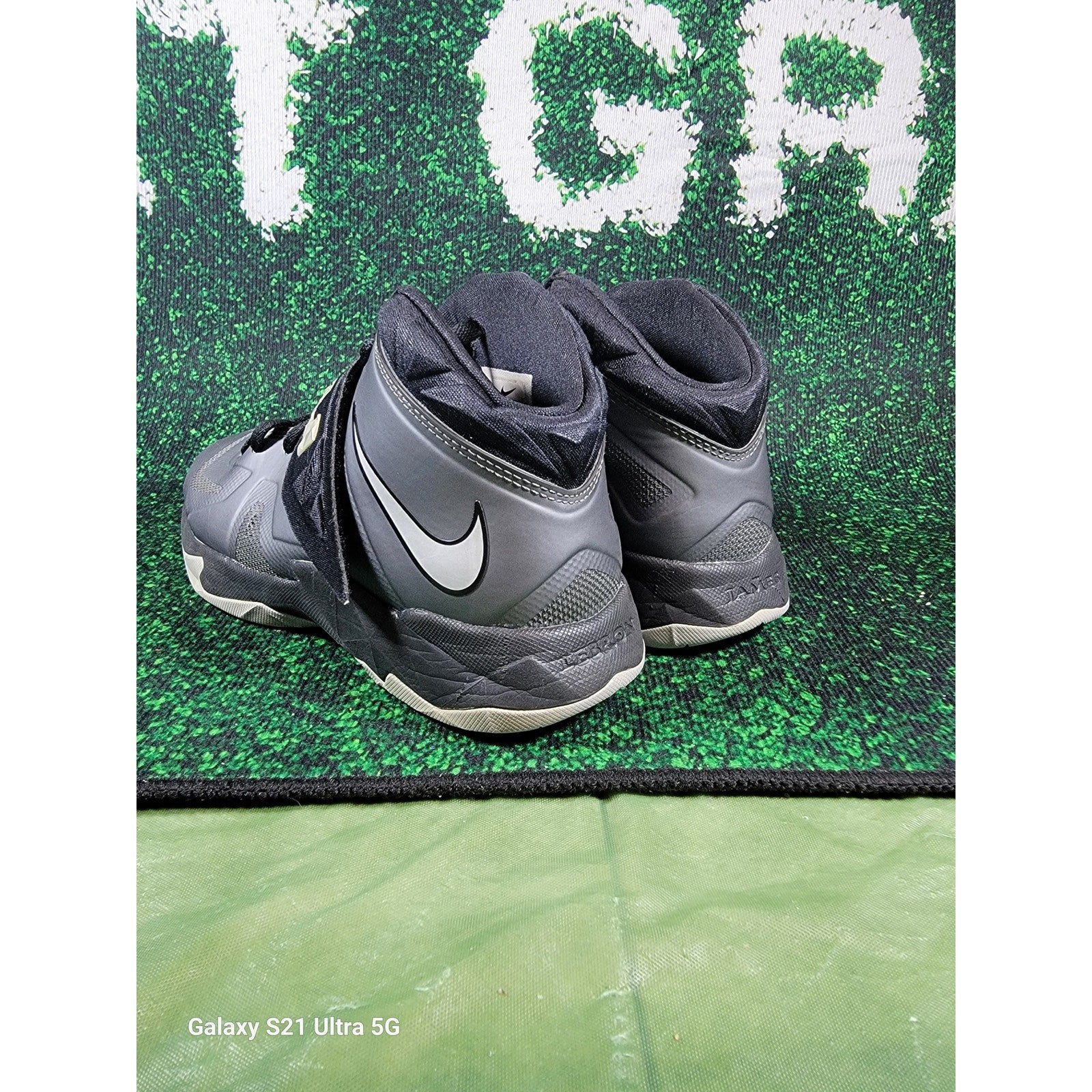 Nike LeBron 7 Soldier GS Sz 7Y 5998180206