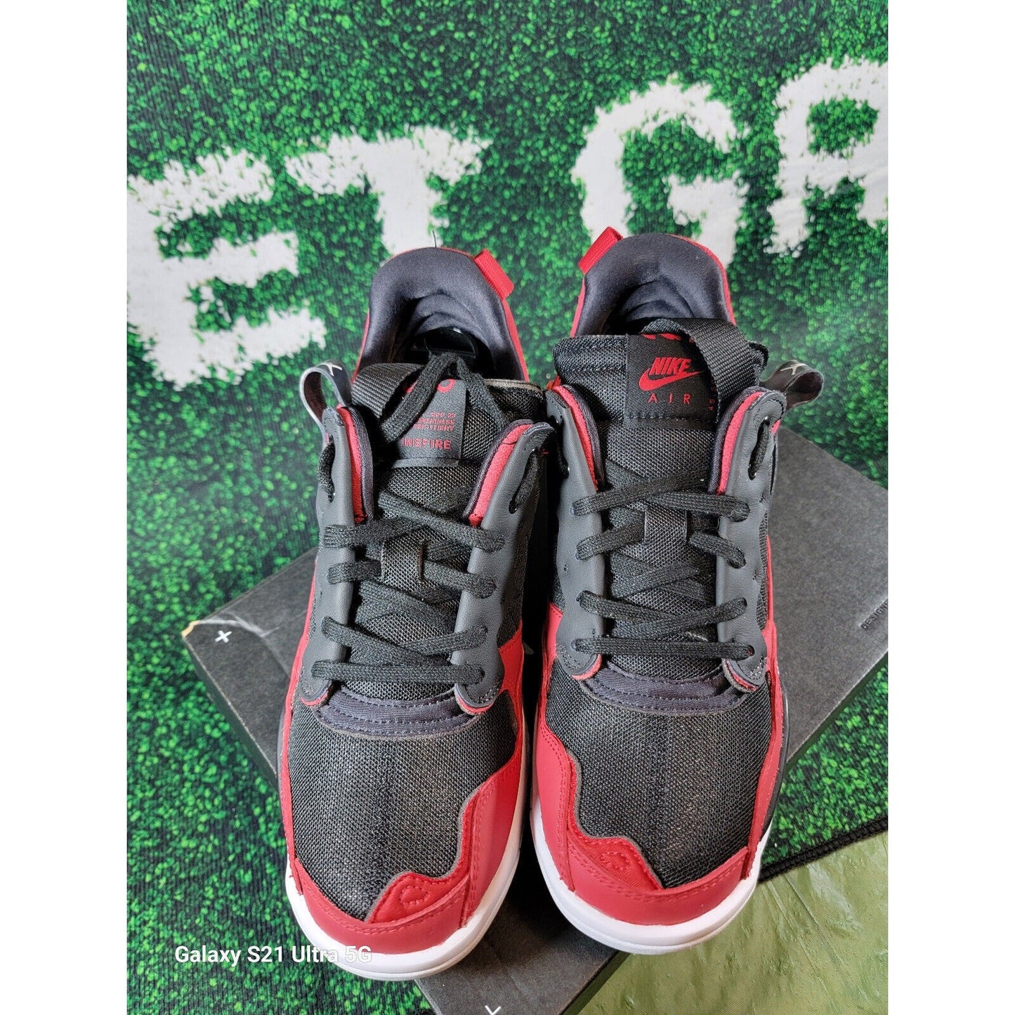 Jordan MA2 Bred W  CW5992600 Size 10.5  with original box excellent condition5