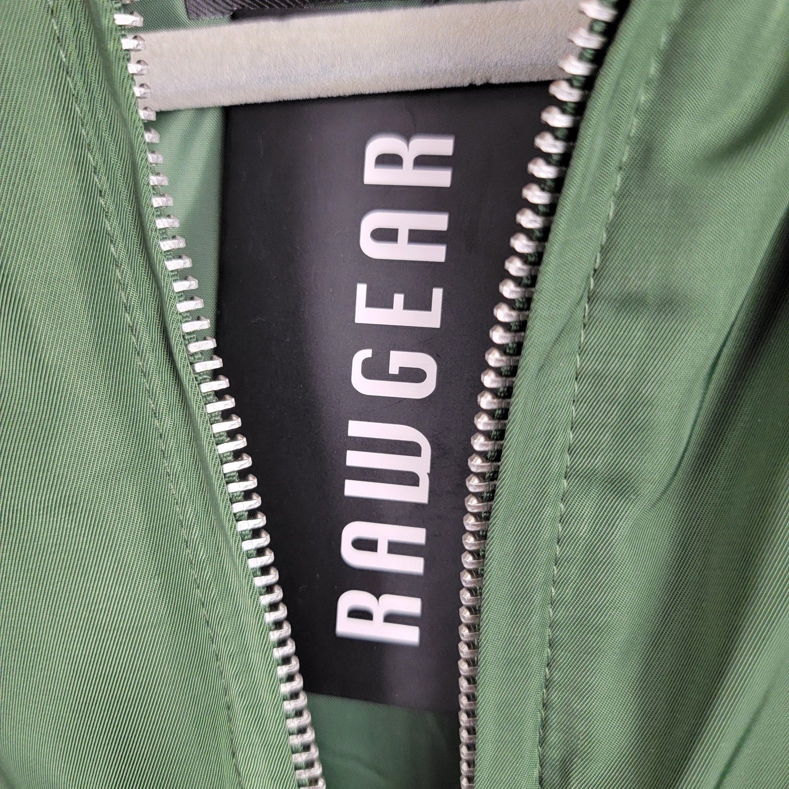 RawGear Hooded Puffer Vest Green Size M RG509 Polyester Streetwear Gym6