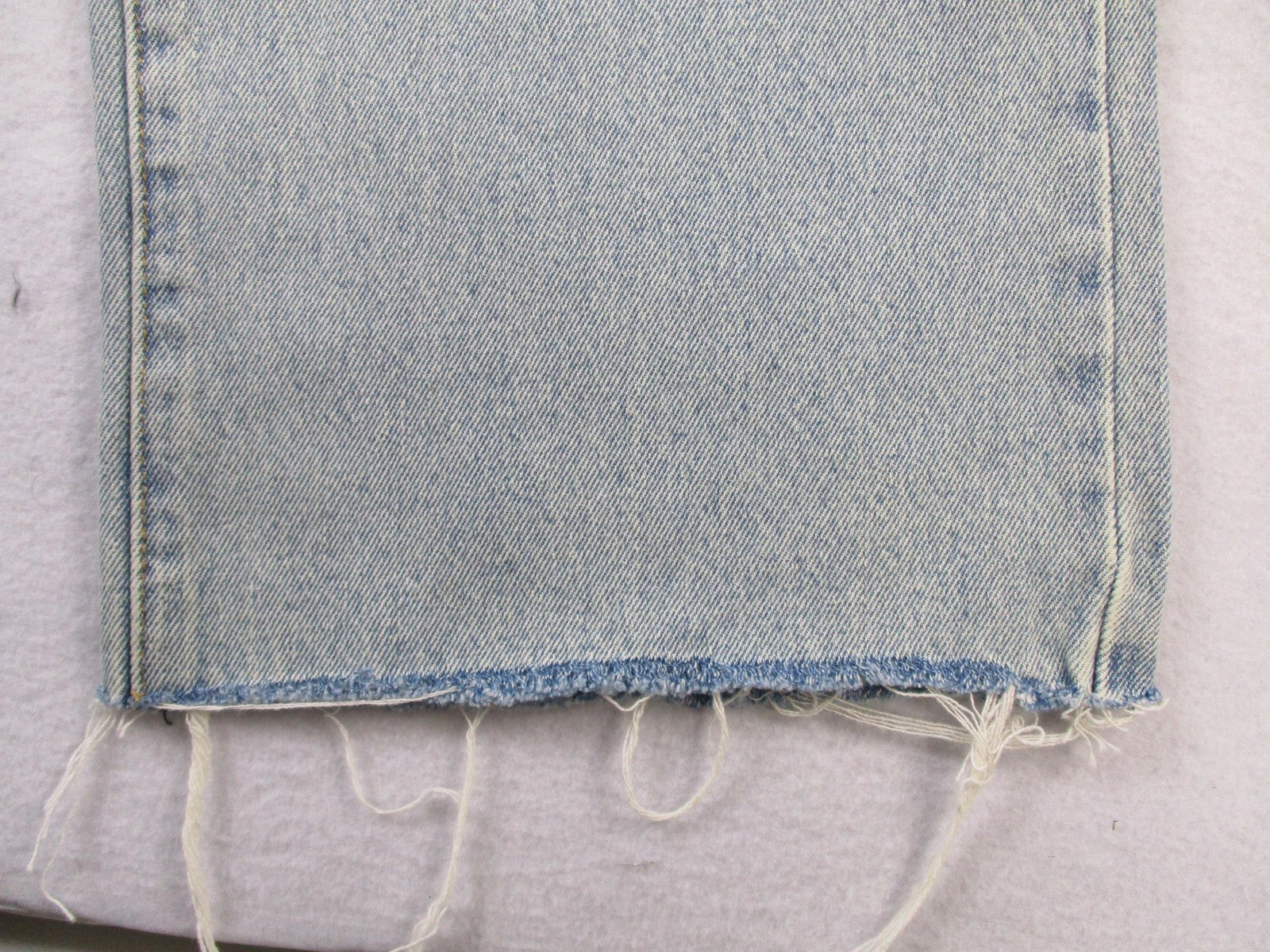 Modern American Rexford Jeans Womens 26 Blue Straight Distressed Frayed Hem 14713