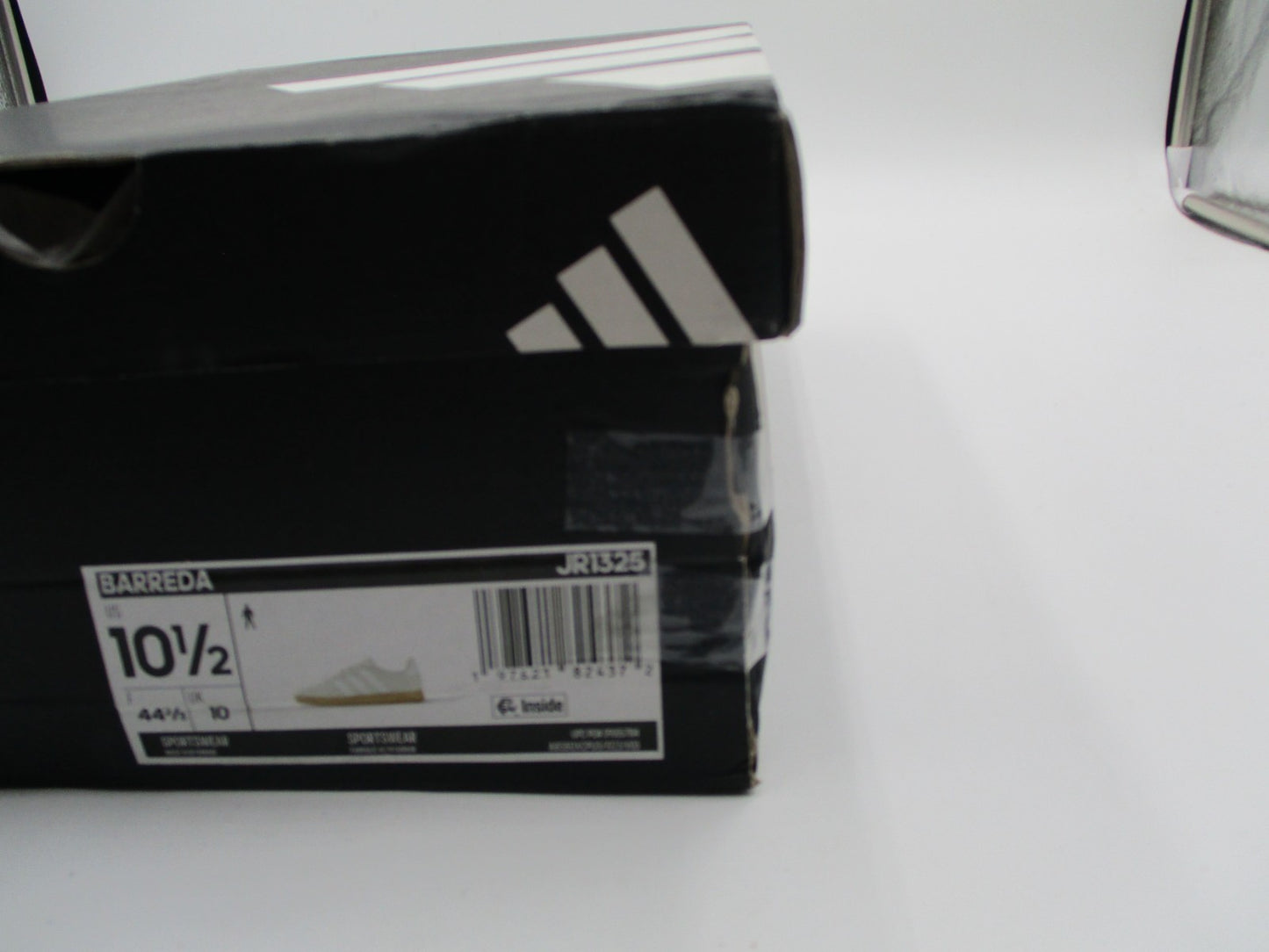 adidas Barreda JR1325 Men’s Size 10½ Light Grey Gum Sole NIB Sneakers15