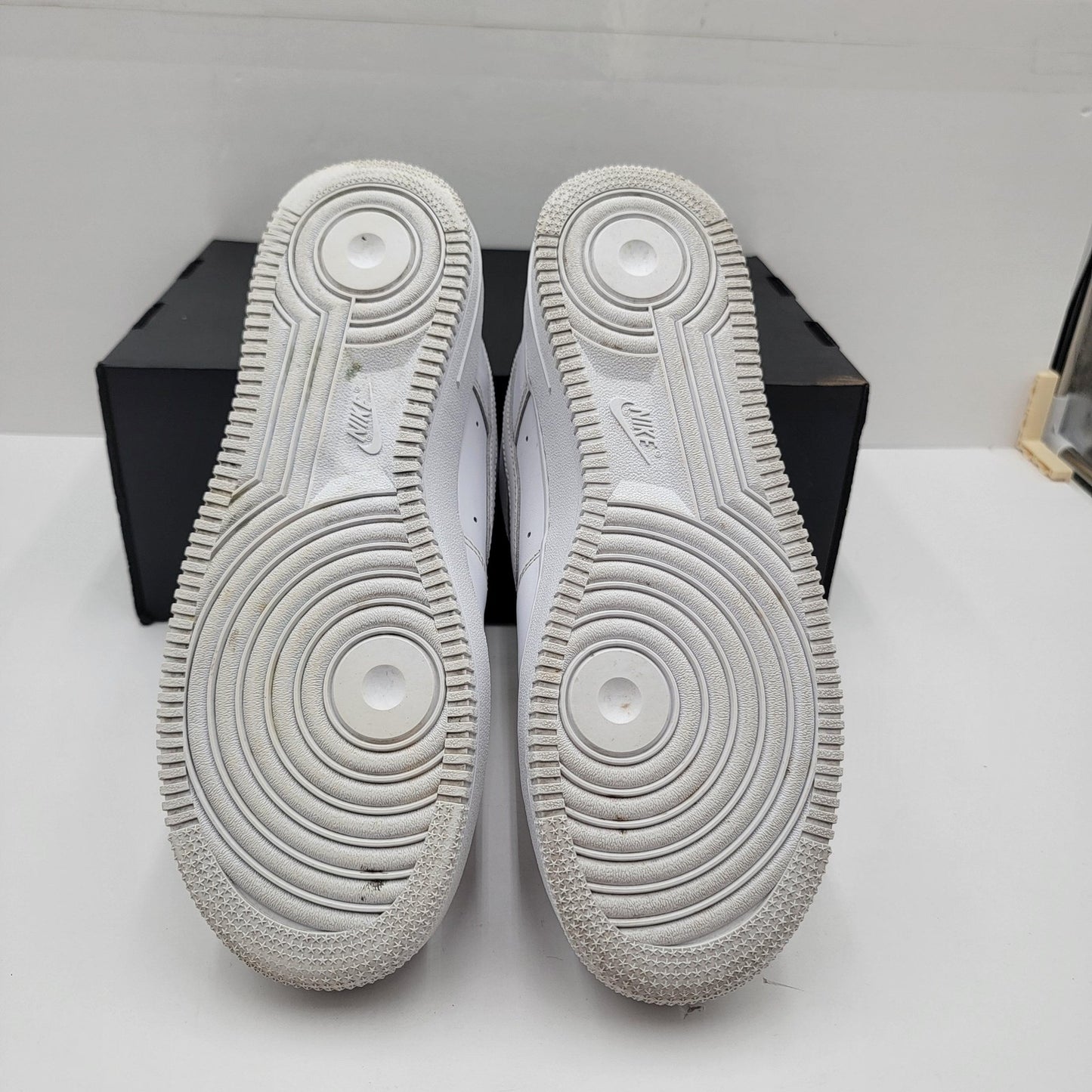 Nike Air Force 1 Mens Size 8.5 White 315122111 Classic Low Top Sneakers