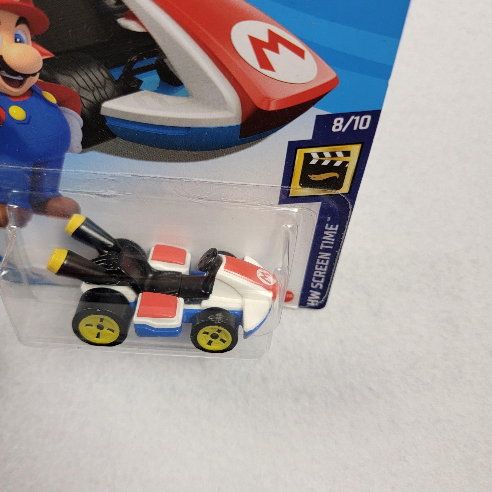 Super Mario Nintendo BundleBlanket 58x46 + Mario Figure + Hot Wheels Kart3