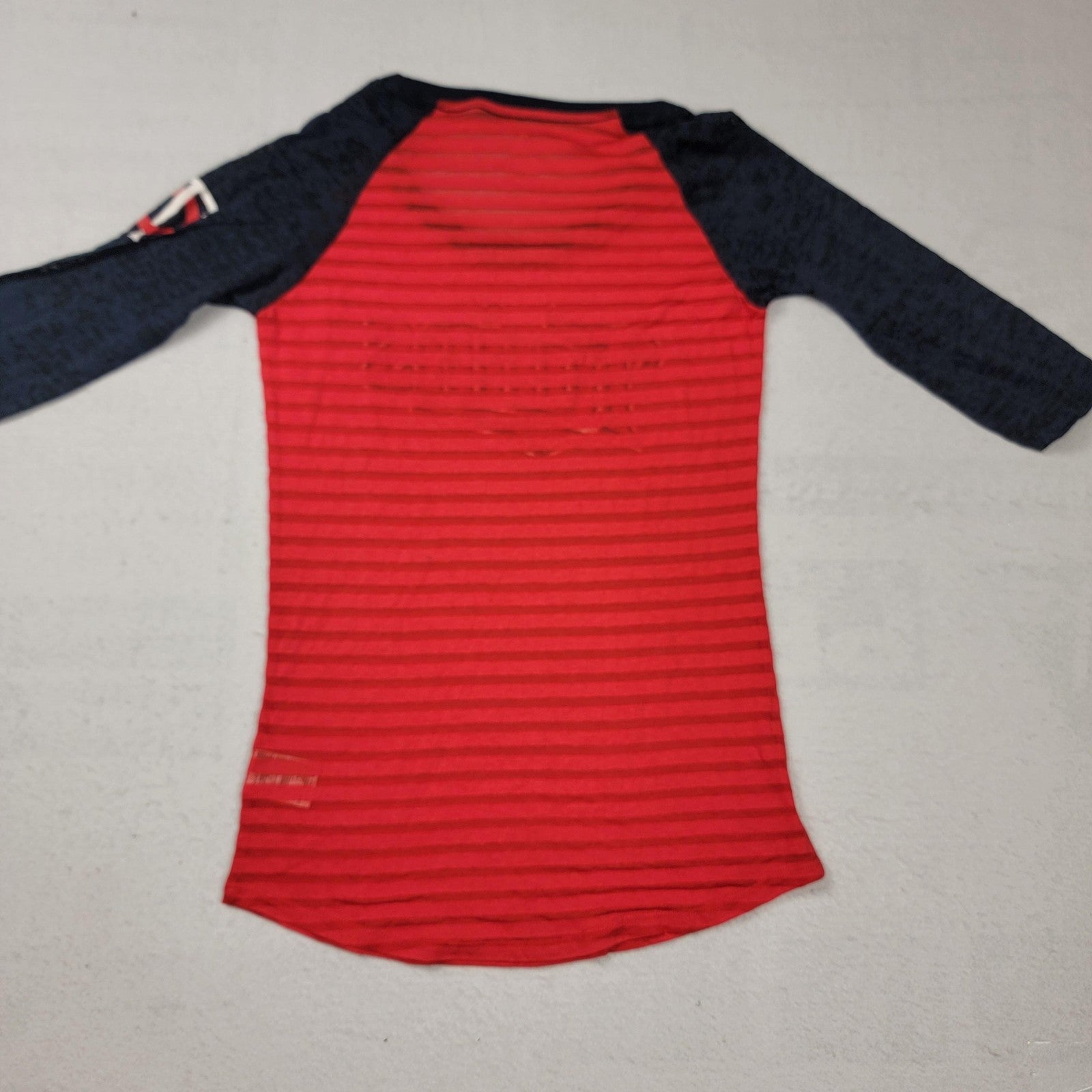 Minnesota Twins Shirt Womens XS MLB Baseball 3/4 Sleeve Campus Lifestyle