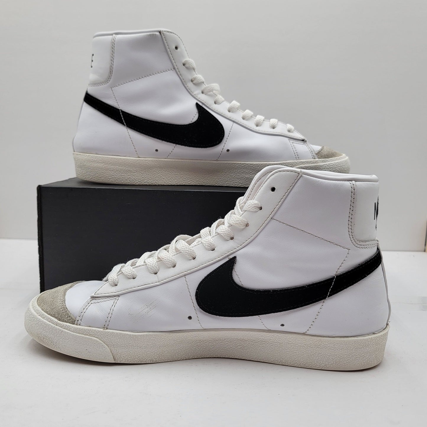 Nike Blazer Mid '77 Vintage White Black Men's Size 11.5