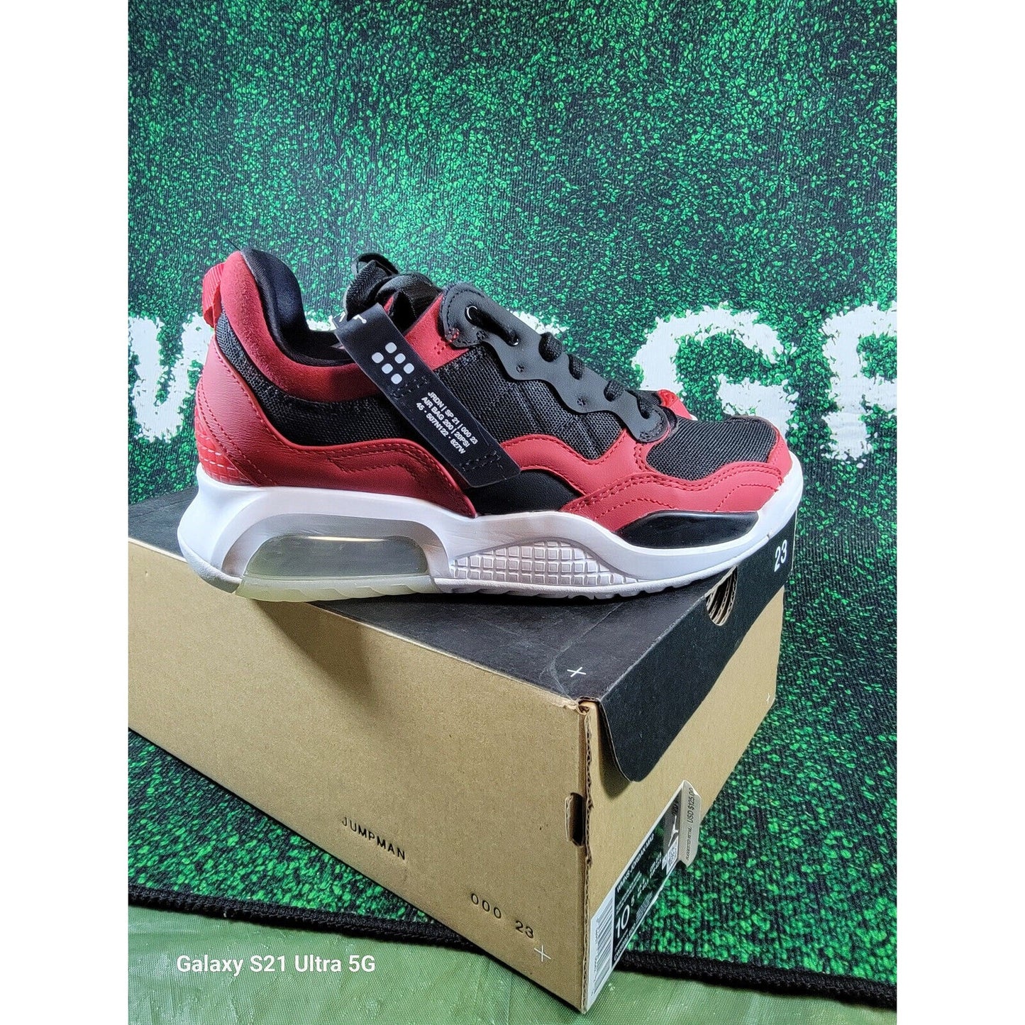 Jordan MA2 Bred W  CW5992600 Size 10.5  with original box excellent condition6