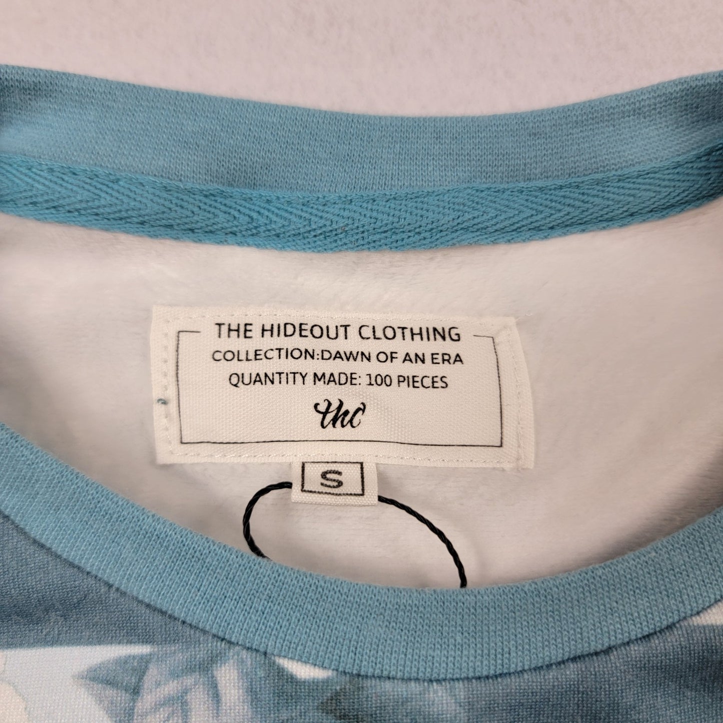 The Hideout Clothing Flower Striped Pullover Crewneck Mallard Blue Size S 7952