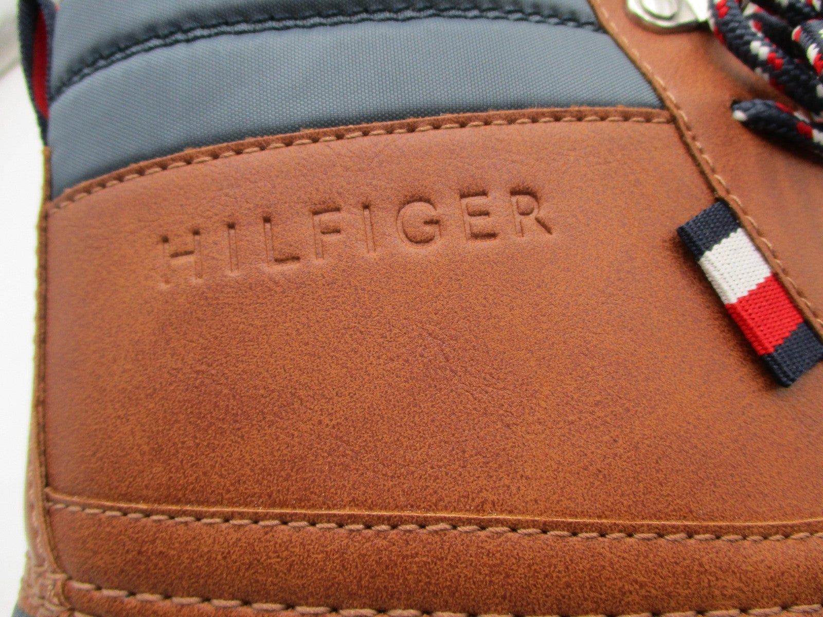 Tommy Hilfiger TH Danni Duck Boots Mens Size 6 Tan Navy Snow Winter Cold Weather8