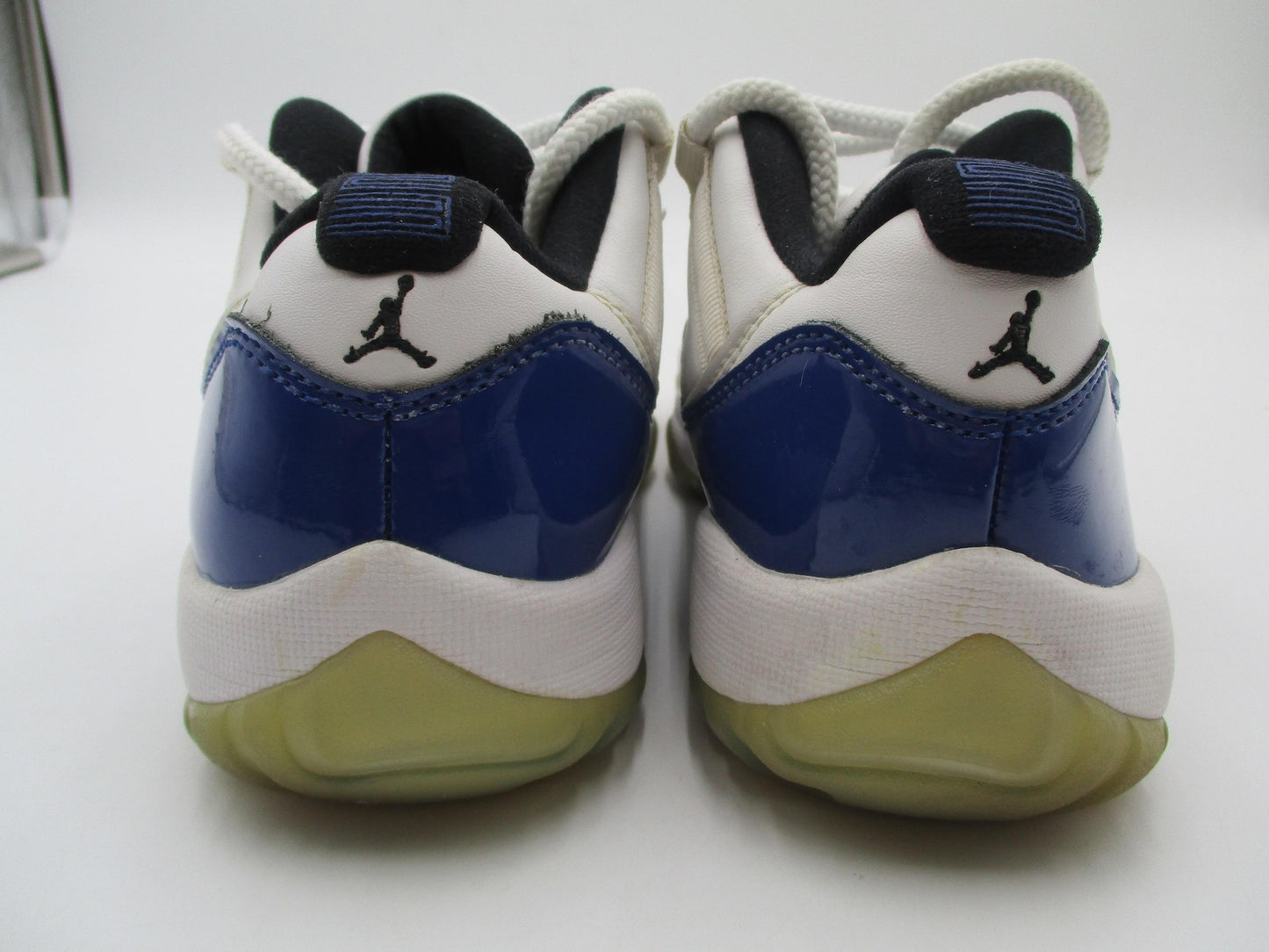 Air Jordan 11 Retro Low Shoes Womens Size 7 White Blue Sneakers AH7860-1008