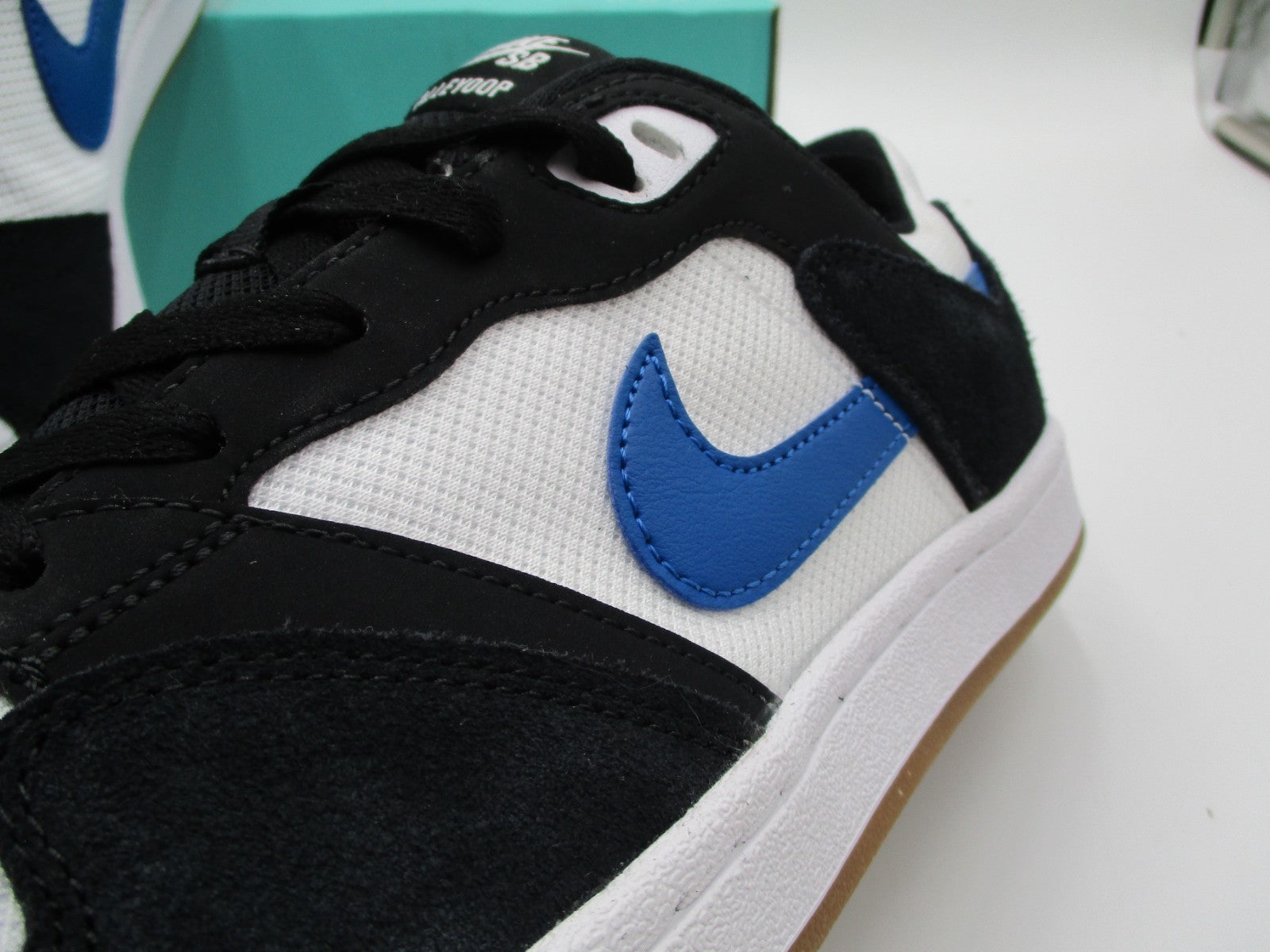 Nike SB Alleyoop White Team Royal Black CJ0882-104 Men’s Size 11 New w/ Box9