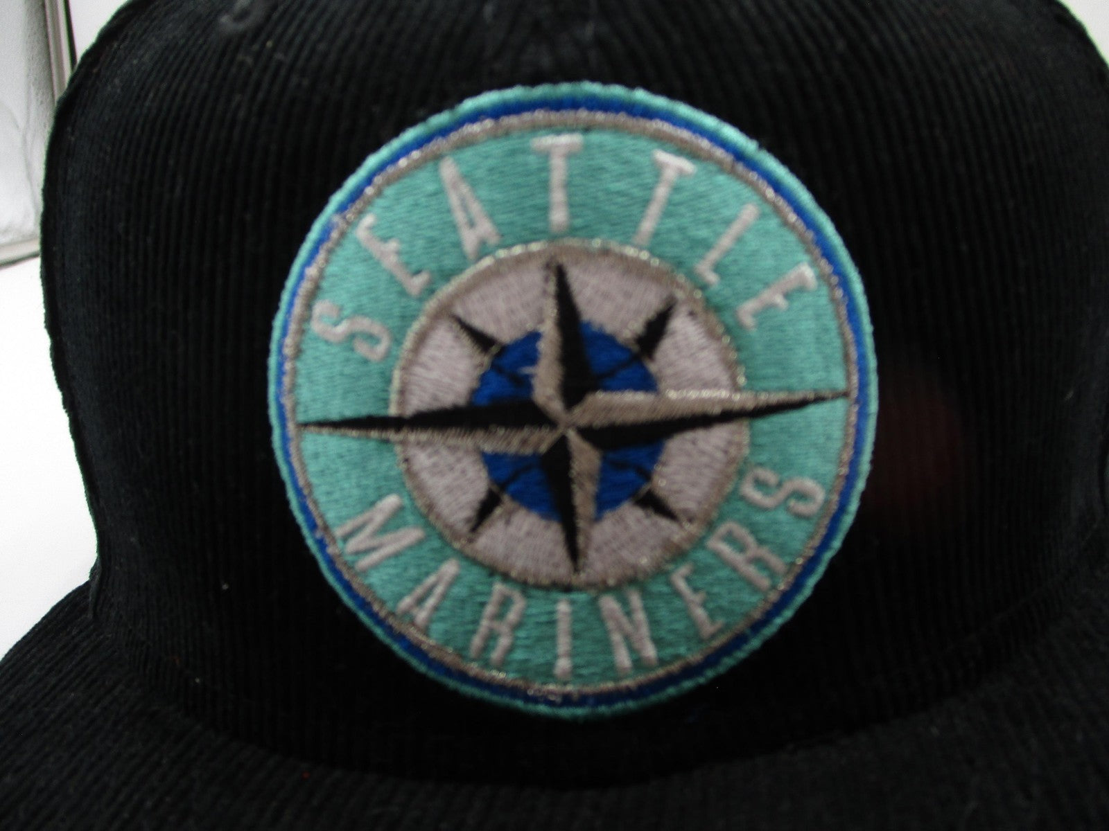 Seattle Mariners Hat Cap Fitted Mens 7 5/8 Black MLB Baseball Corduroy New Era1