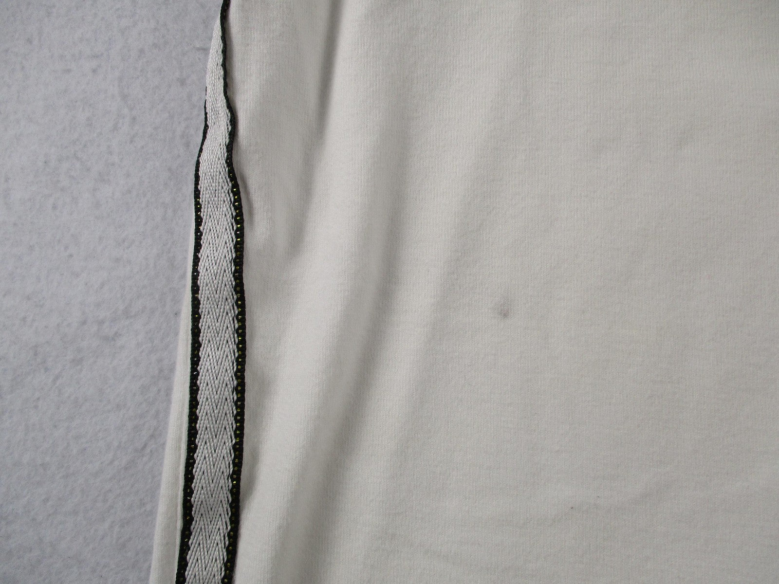 COOGI Shirt & Cargo Shorts Mens 42 White Nautical Anchor Crest Graphic Set 16753