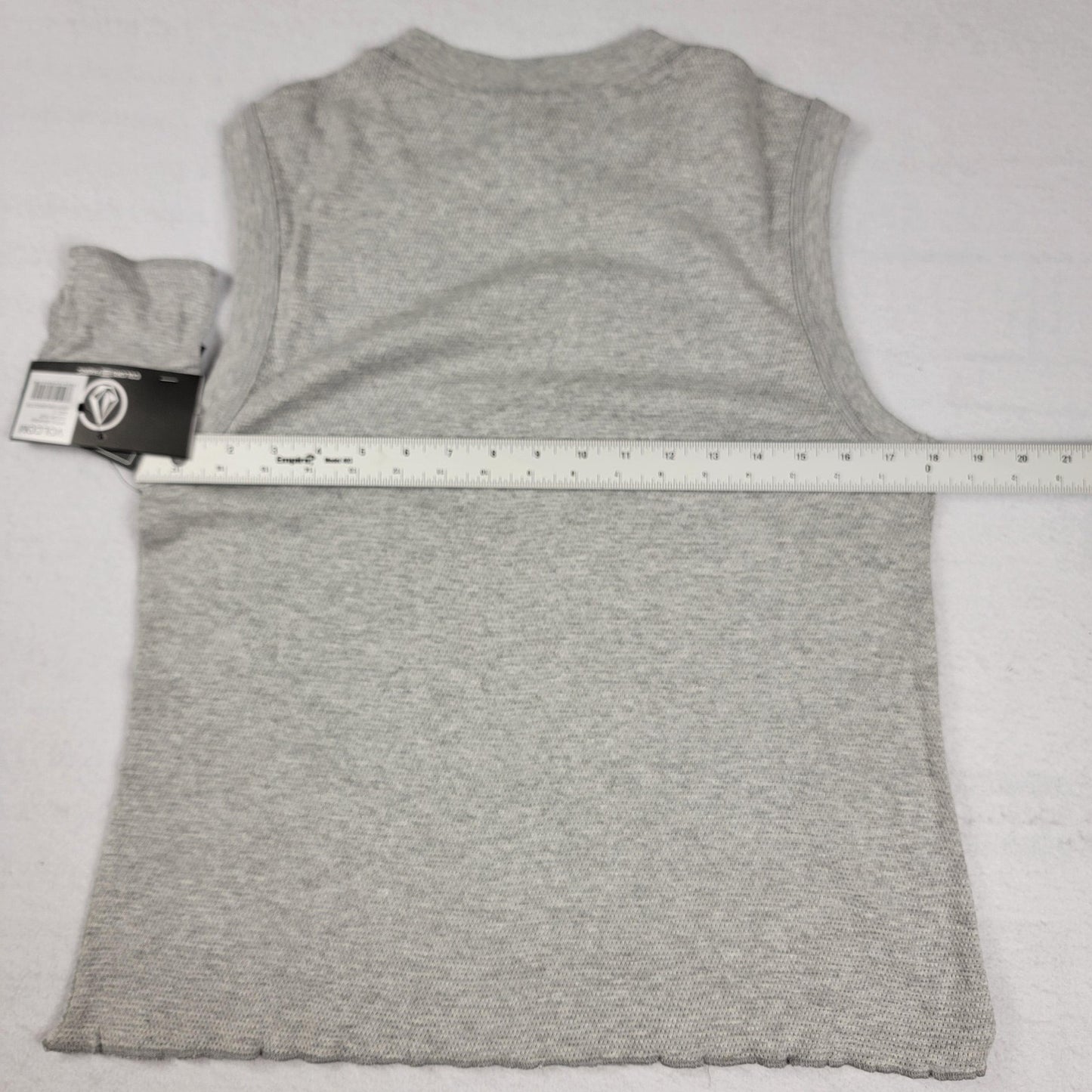 2 Piece Shirt Bundle Grizzly Grip Tape & Volcom Sz S