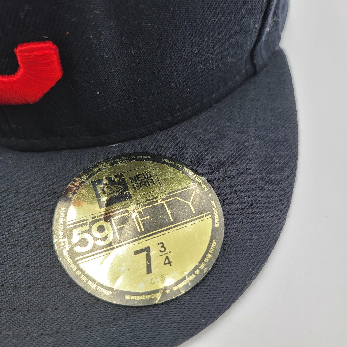 Cleveland Guardians Hat Cap Fitted Mens 7 3/4 Navy Red MLB Baseball New Era2