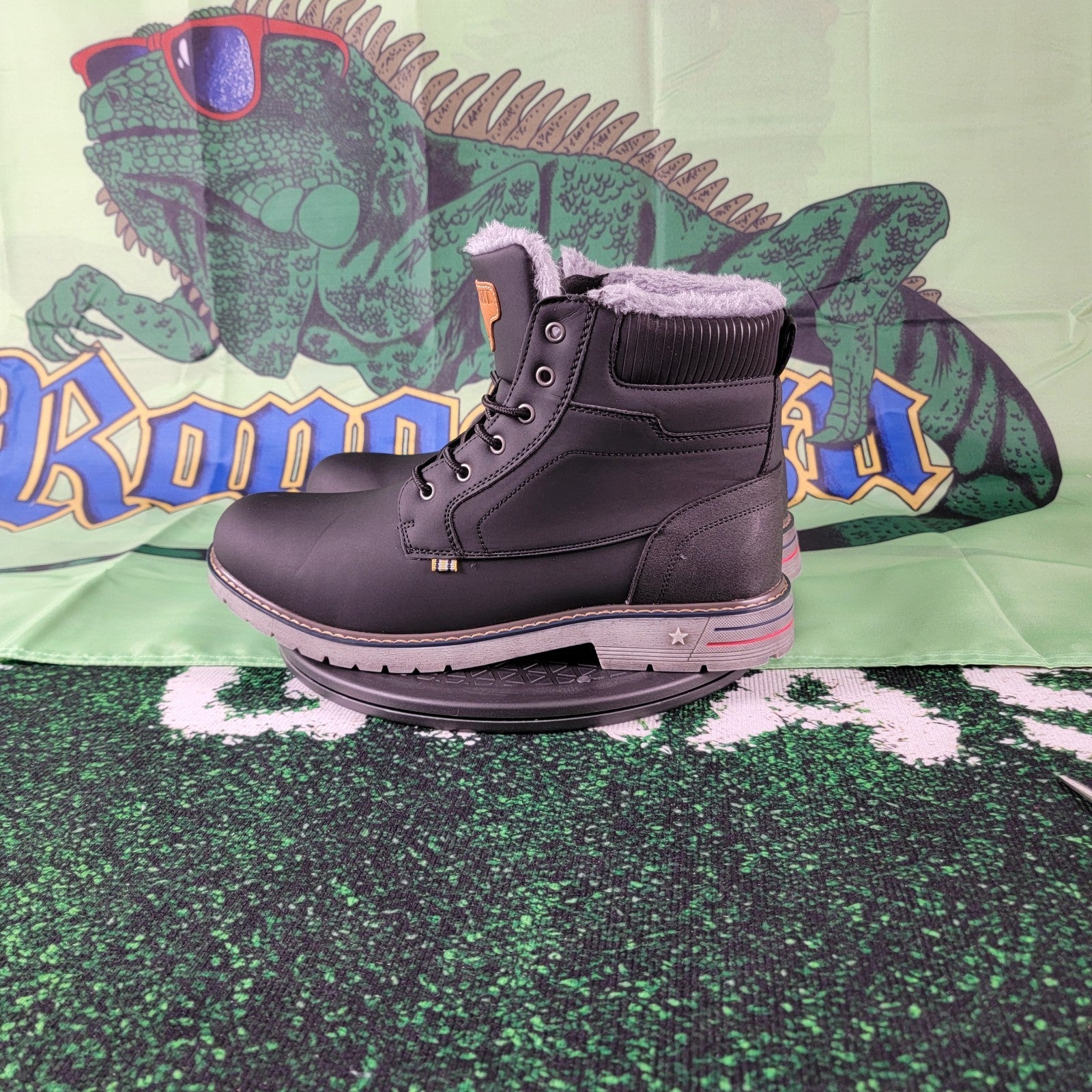 Quatchi Men’s Winter Boots Black Fur Lined Size 14 EU 48 Waterproof Lug Sole1