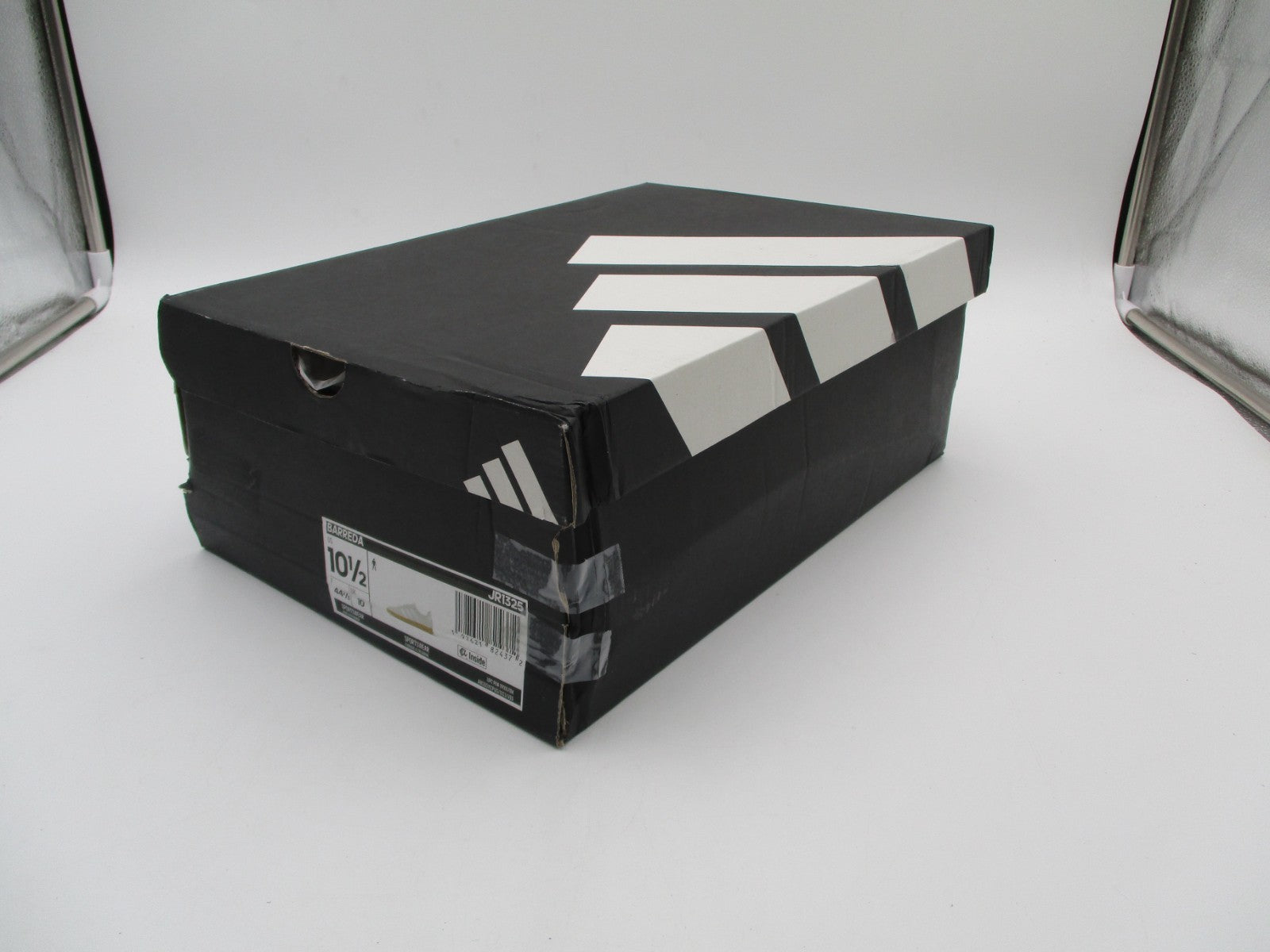 adidas Barreda JR1325 Men’s Size 10½ Light Grey Gum Sole NIB Sneakers16