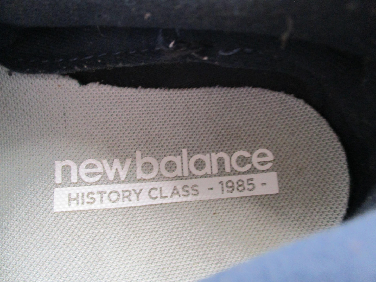 New Balance Classic 574 Shoes Mens Size 10.5 Blue Navy Suede Mesh ML574BD212