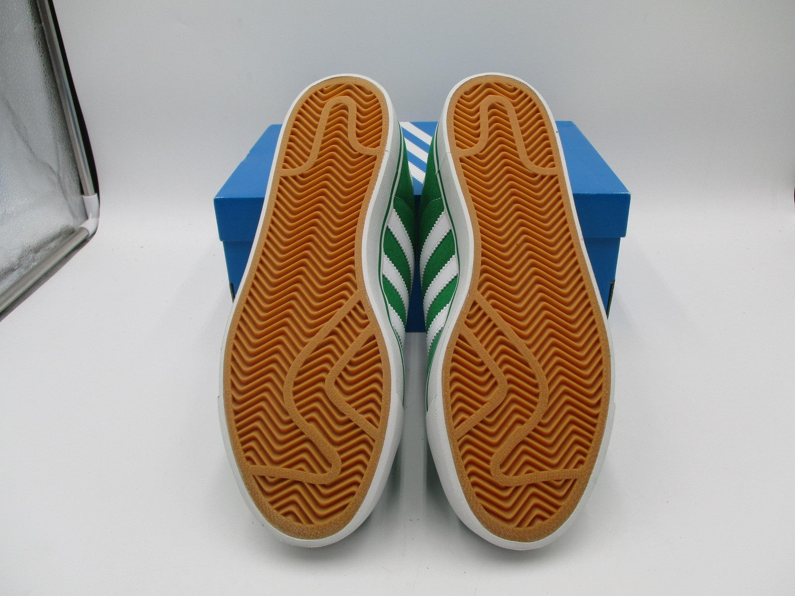 Adidas Campus Vulc Shoes Mens Size 9.5 Green White Originals Skate Suede JQ00524