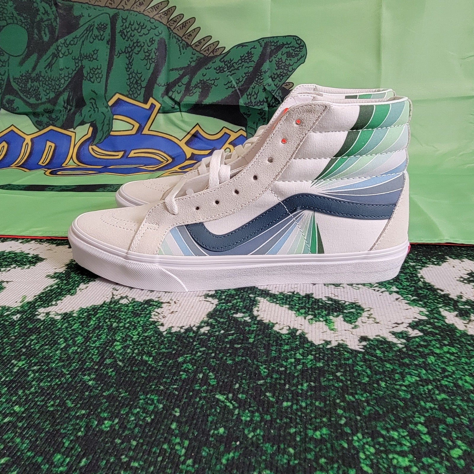 Vans Sk8Hi Reissue Refract TruWhite/Multi Sz 11M VN0A4U3DWN81