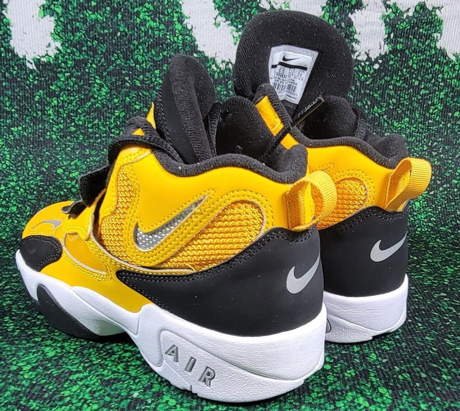 Nike Air Max Speed Turf GS 'University Gold' Sz 6Y BQ96327005