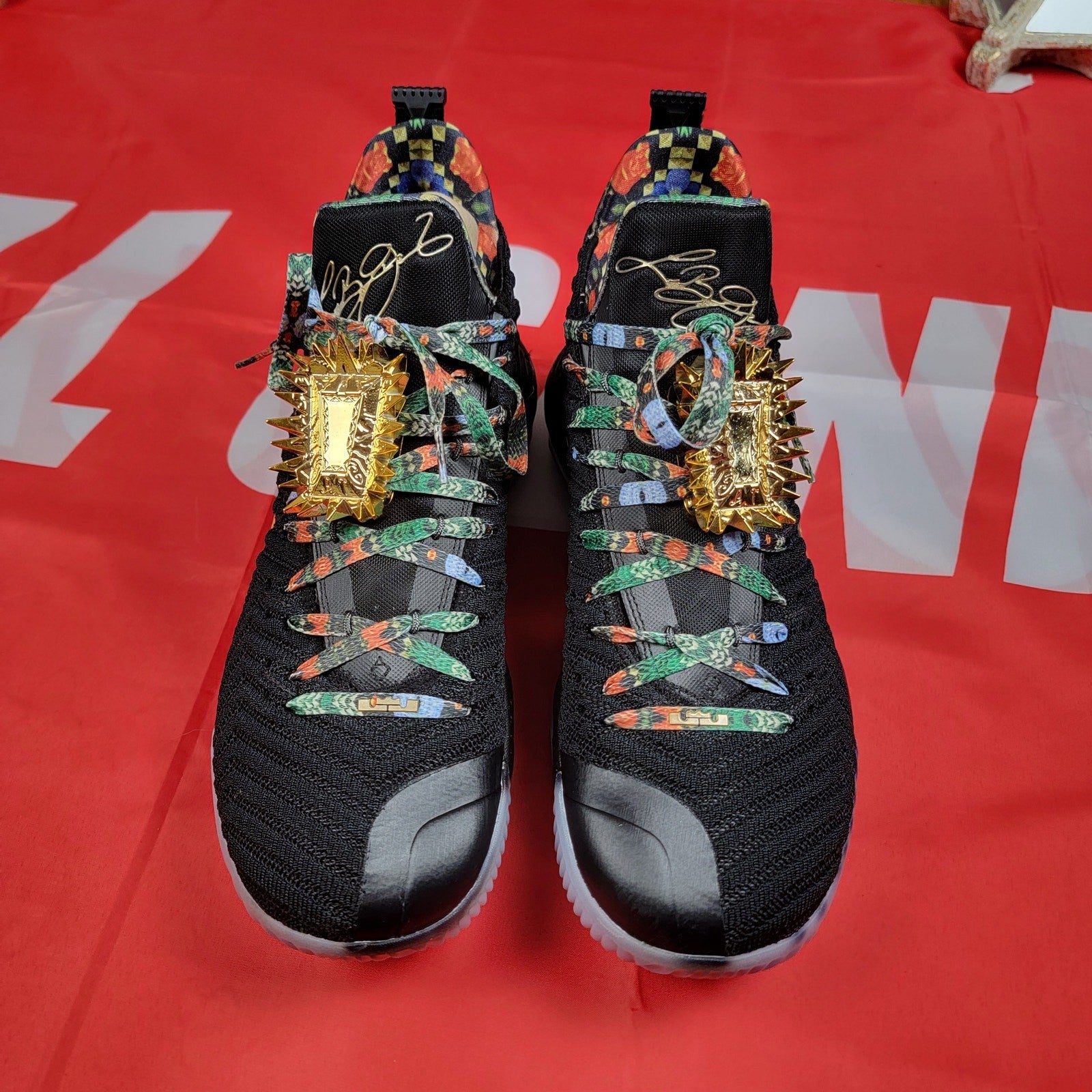 Nike LeBron 16 KC Watch The Throne Sz 11 Black/Metallic Gold-RoseFrost CI15180013