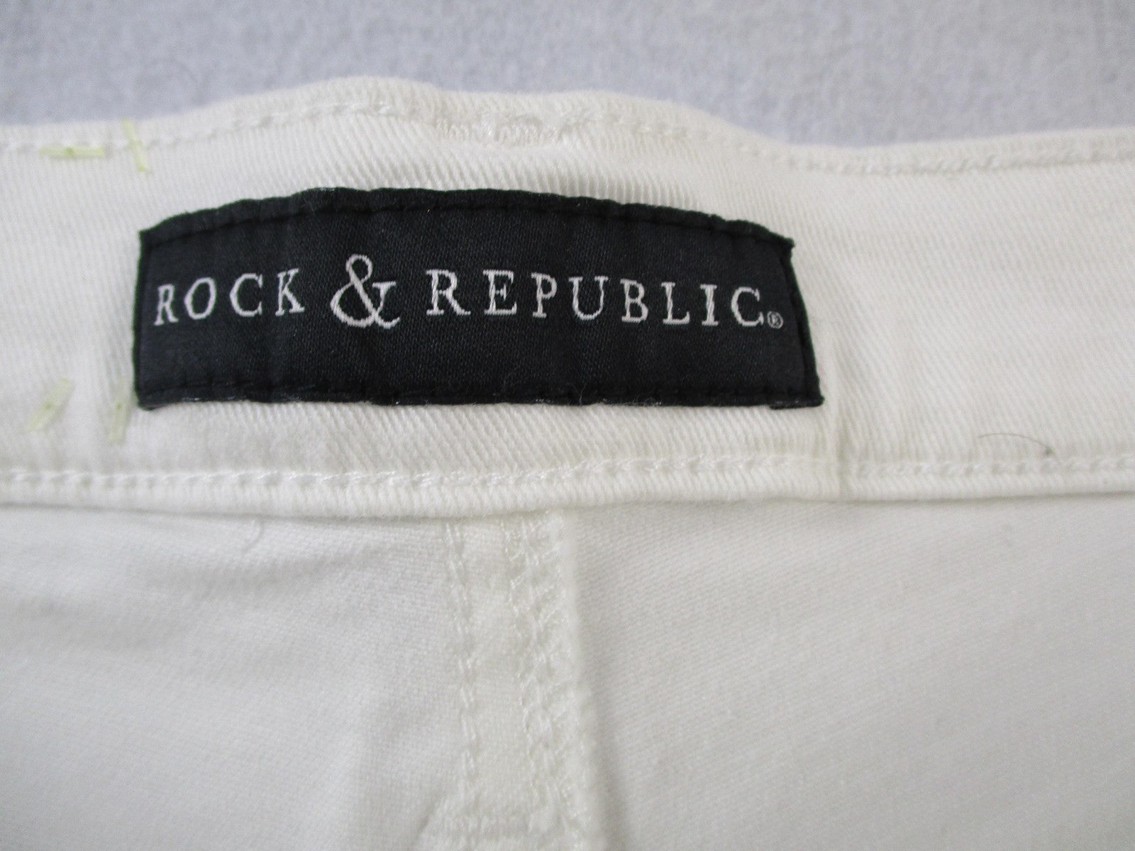 Rock & Republic Kendall Jeans Womens 12 White Straight Leg Stretch Denim 14394
