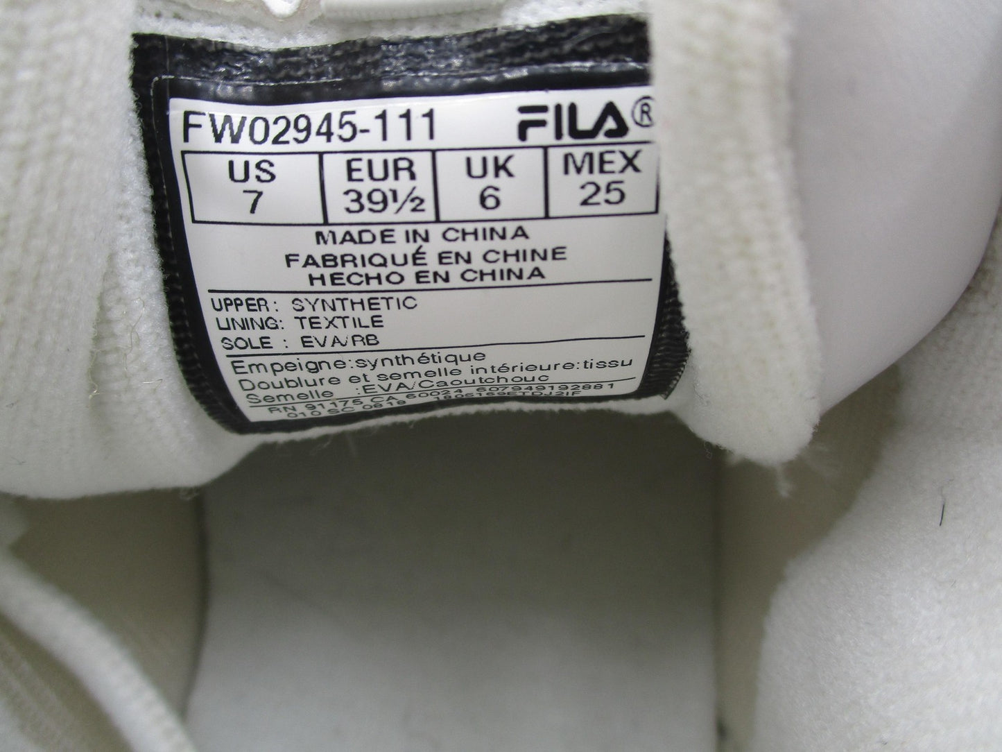 Fila Disruptor 2 Shoes Mens Size 7 White Chunky Low Top Sneakers FW02945111 1Q318