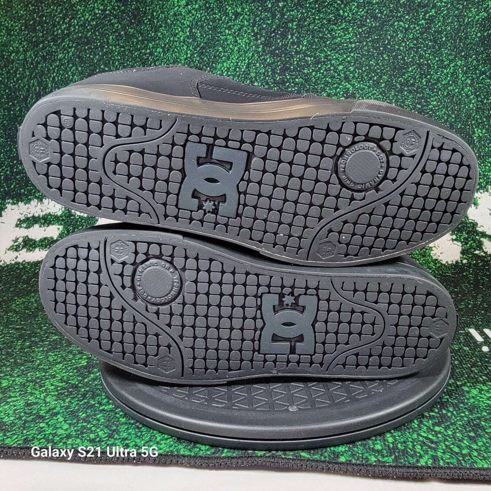 DC Shoes Pure A Lace Up Skate Sneaker In Triple Black Size US 10.5