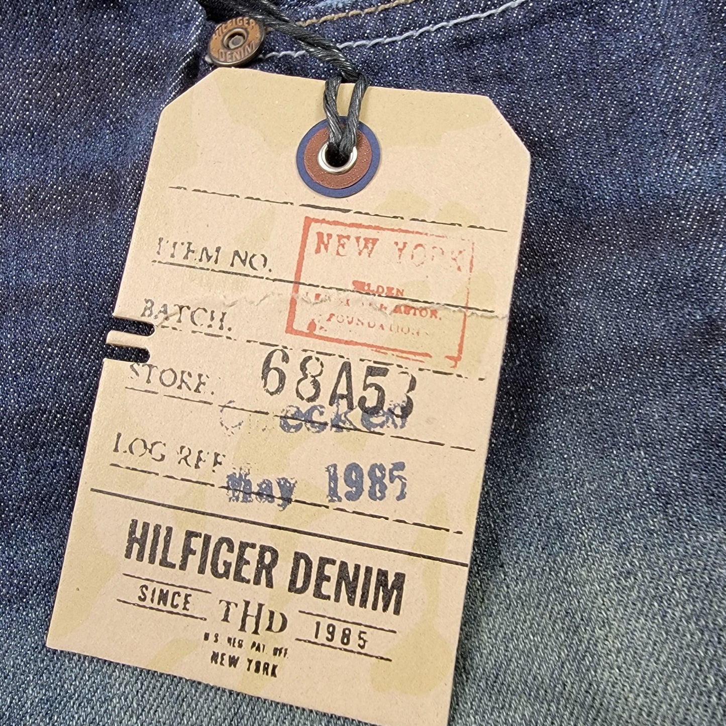 Tommy Hilfiger Denim Jeans W36 L32 Blue Destruction Abrasion Straight Leg NWT7