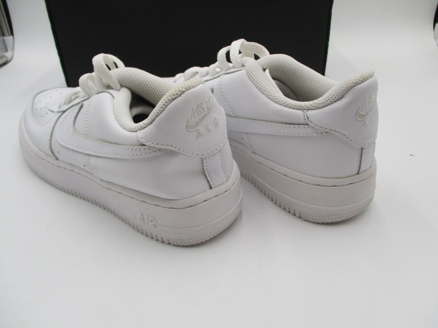 Nike Air Force 1 Shoes Youth Size 6.5Y White Low Leather AF1 DH2920111 (1E8)11