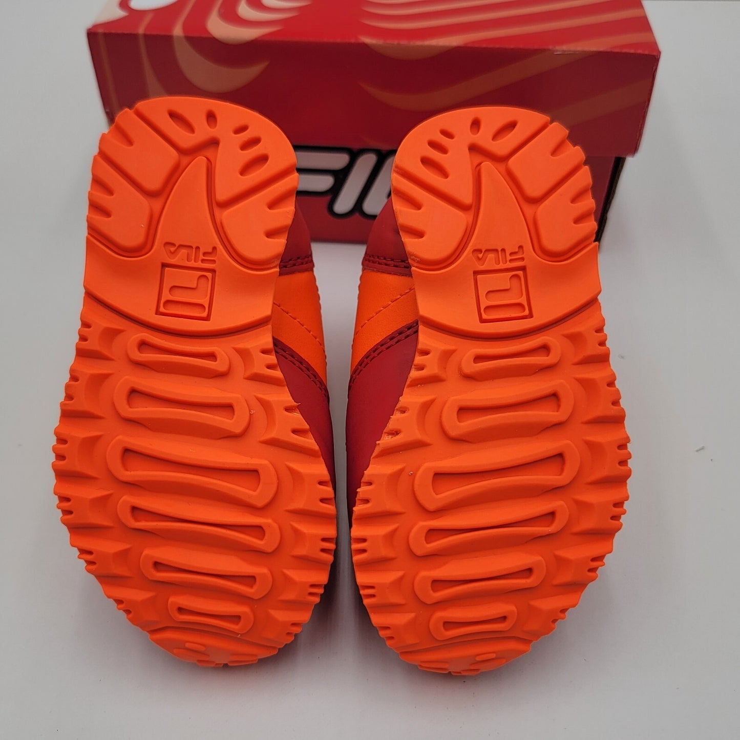 Fila Cress Color Block Kids Sz 4 Red/Orange/Yellow Athletic Sneaker 7RM02044-8325