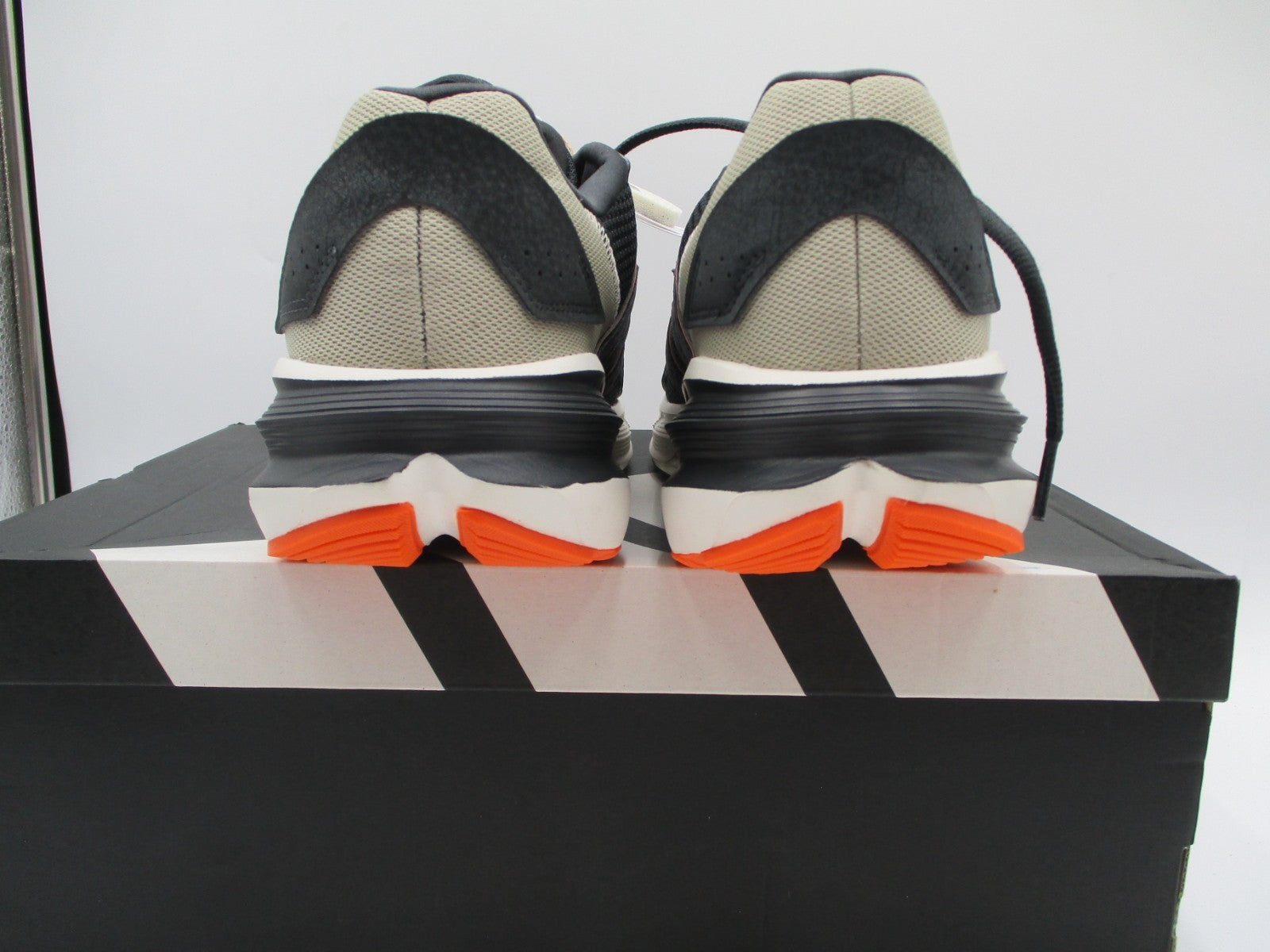 Adidas Astrastar Cloudfoam Black Gray Orange Men’s Sz 12 JQ60778