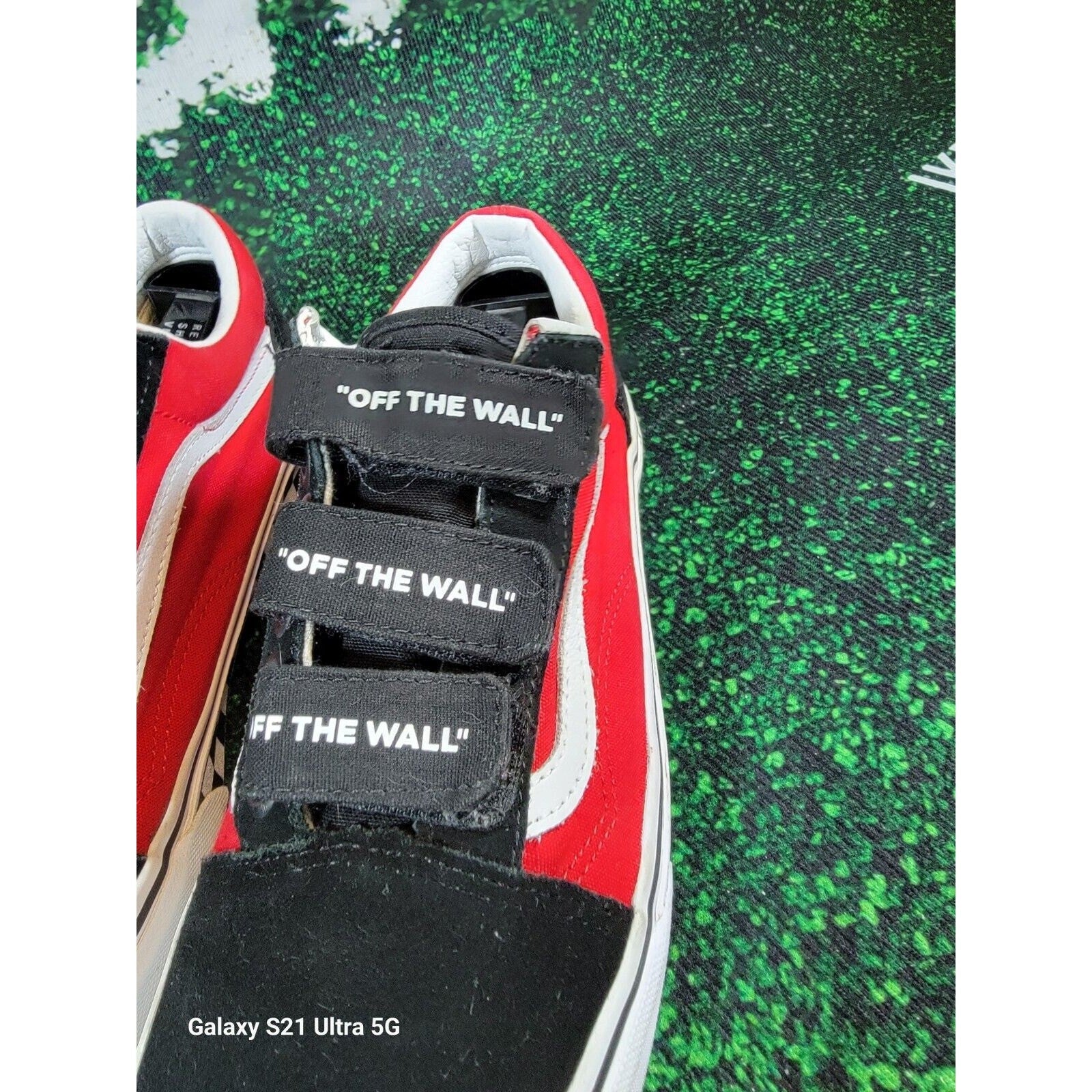 Size 7.5  VANS Old Skool V 'Logo Pop' Checkered Mid Sole VN0A3D29TKC1