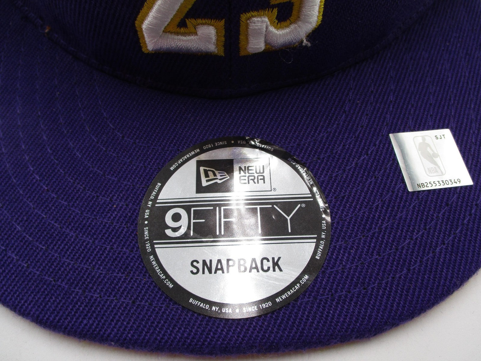 Los Angeles Lakers Hat Cap Snap Back One Size Purple NBA New Era James 232