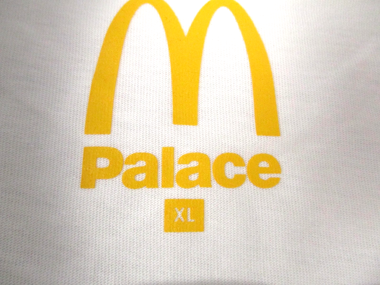 Palace McDonald's Sign Shirt Mens XL White Graphic Streetwear Skateboarding 12852
