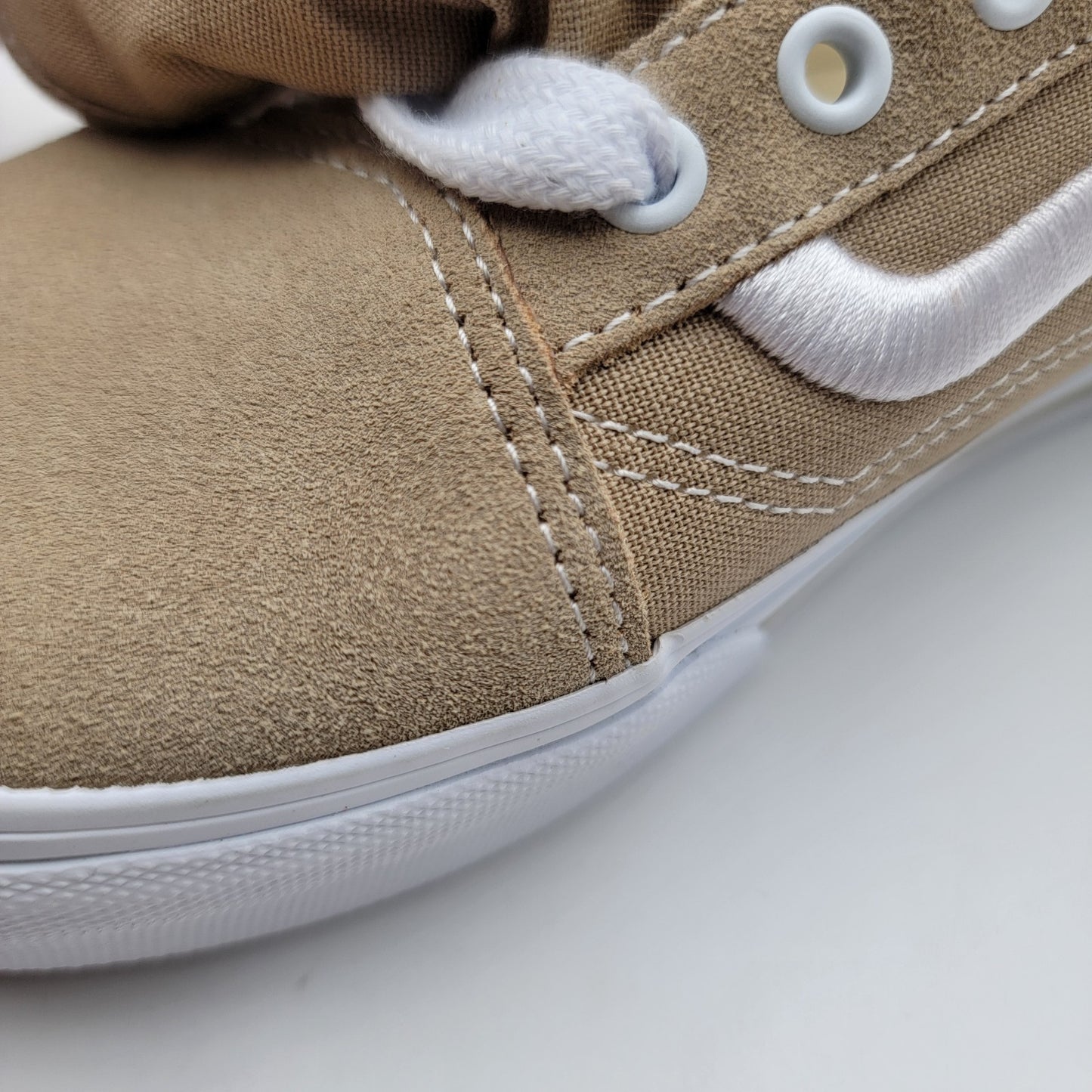 VANS PREMIUM Junior Old Skool Platform Sz 6 Khaki Suede & Canvas VN0009PDKHK NIB6