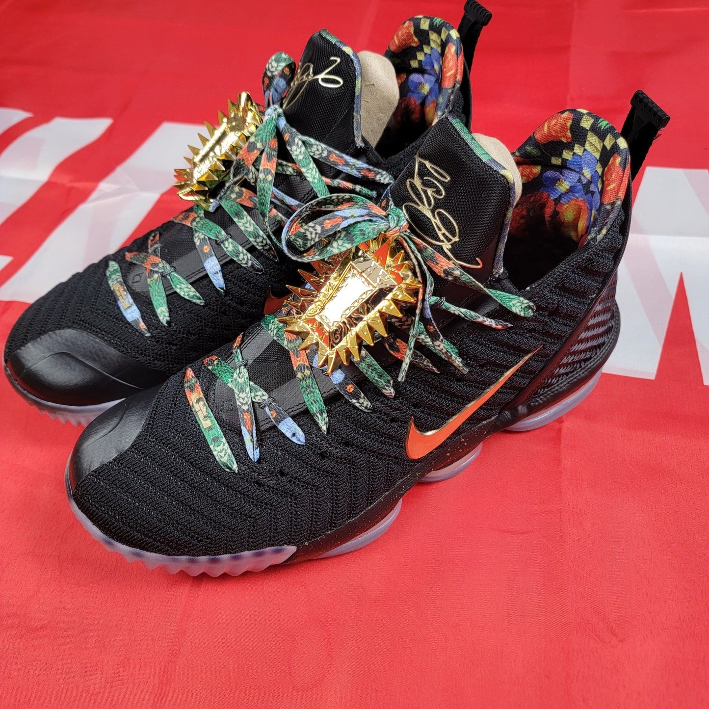 Nike LeBron 16 KC Watch The Throne Sz 11 Black/Metallic Gold-RoseFrost CI15180010