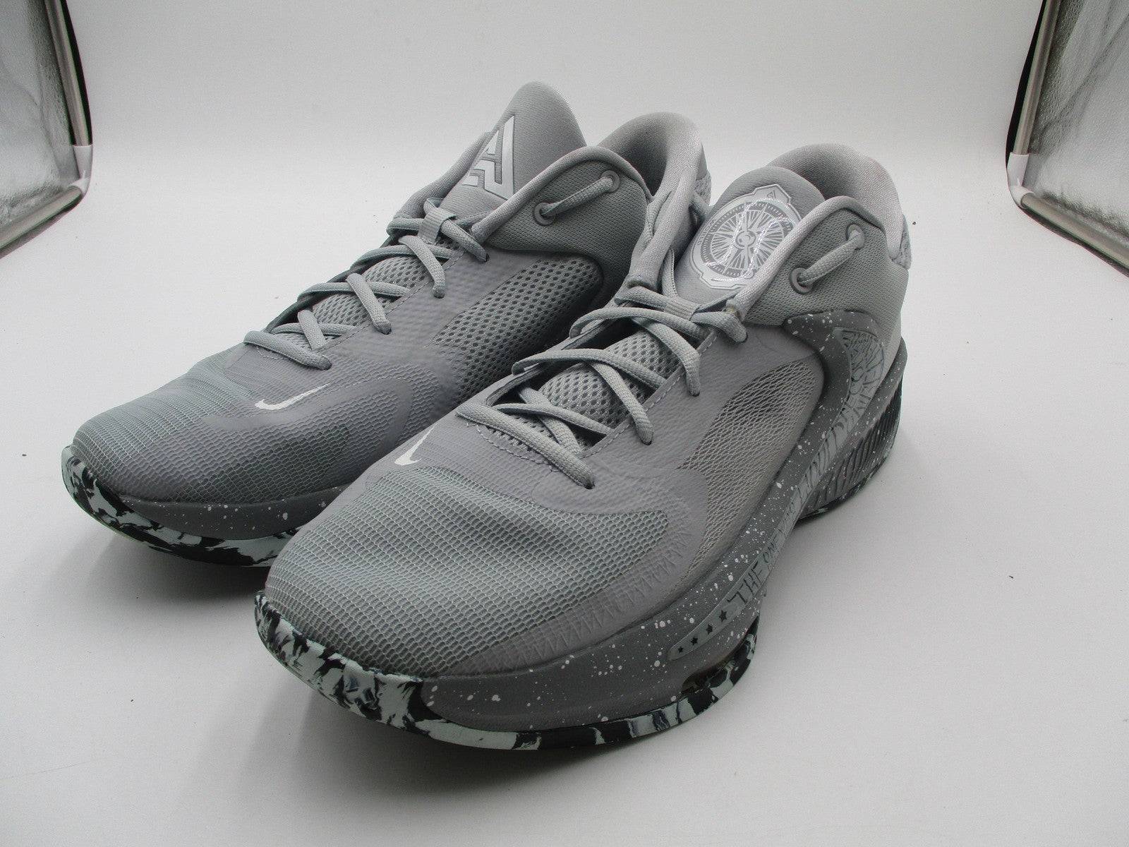 Nike Zoom Freak 4 Shoes Mens Size 13 Gray Low Top Basketball Sneakers DJ6149-0040