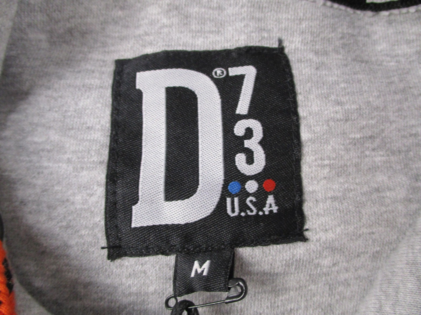 D73 USA Hot Wheels Hoodie Sweatshirt Womens M Light Grey Pullover Graphic 12946
