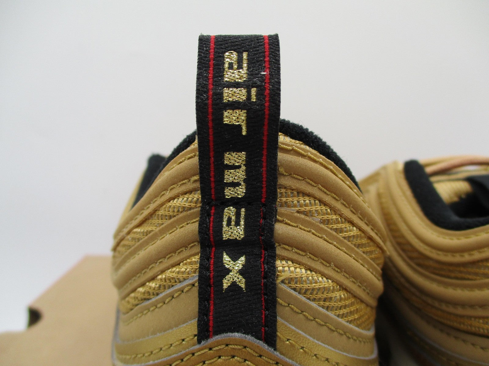 Nike Air Max 97 OG Shoes Womens Size 10.5 Metallic Gold Varsity Red DQ9131-7009