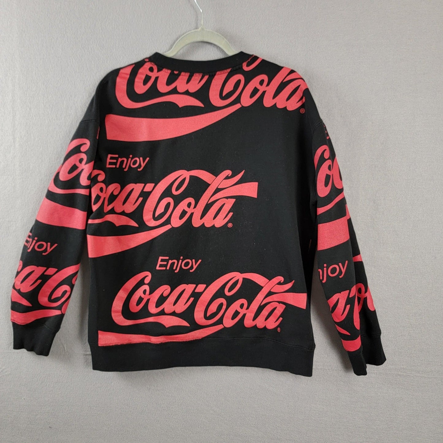 CocaCola AOP Logo Red on Black Long Sleeve Pullover Sz M