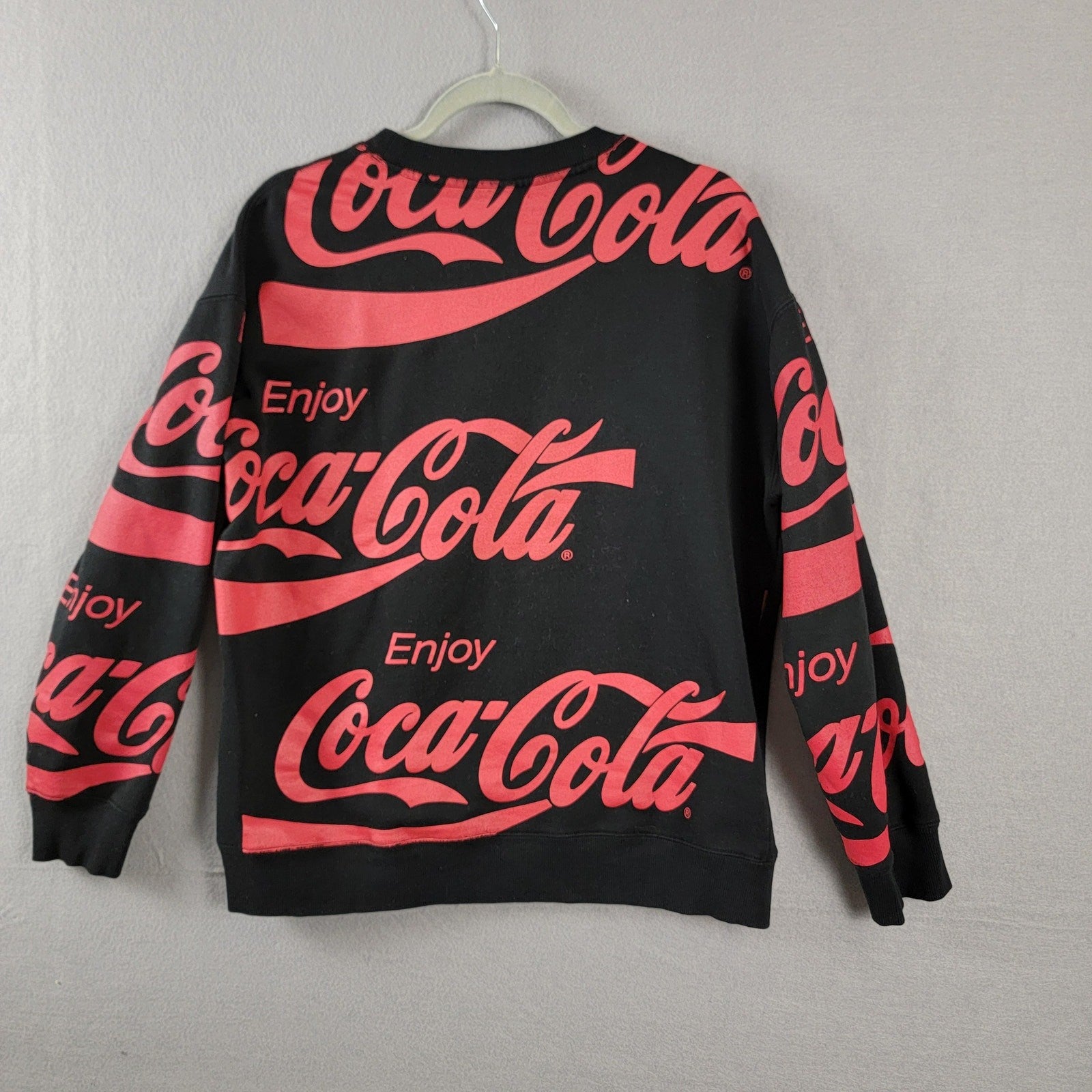 CocaCola AOP Logo Red on Black Long Sleeve Pullover Sz M