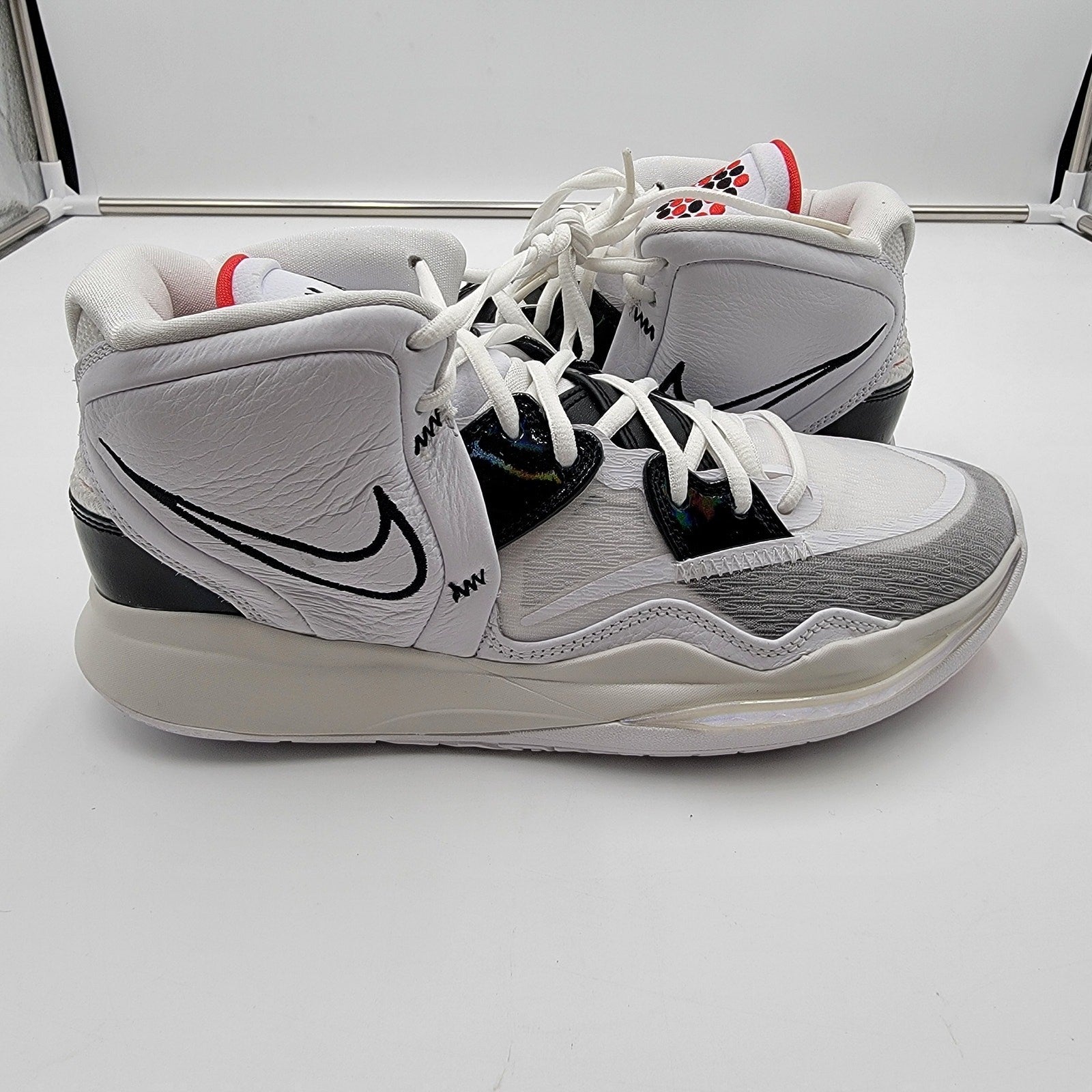 Nike Kyrie Infinity 'Man Machine' Sz 10 CZ0204-101